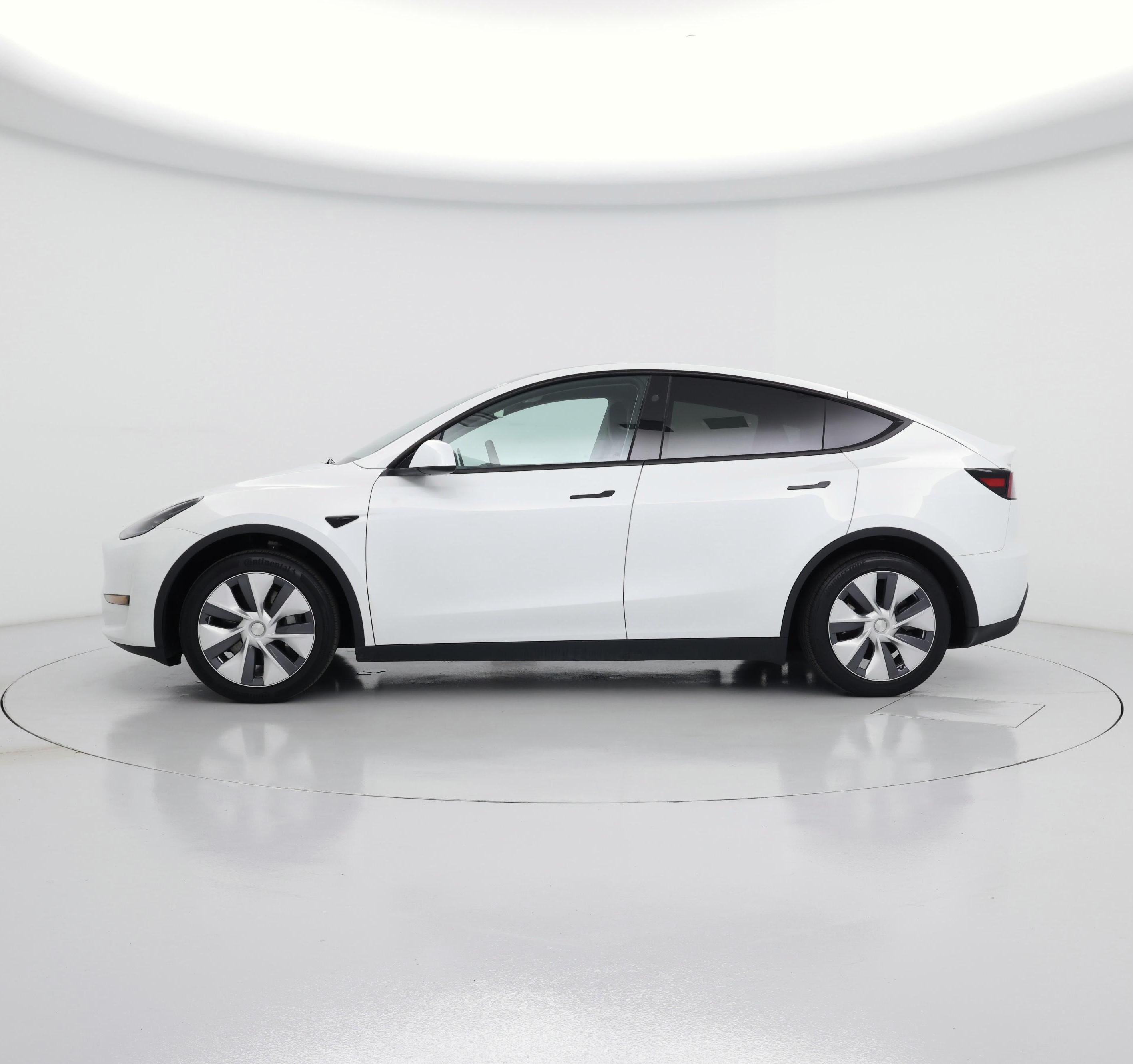 Thumbnail: 2024 Tesla Model Y - 3