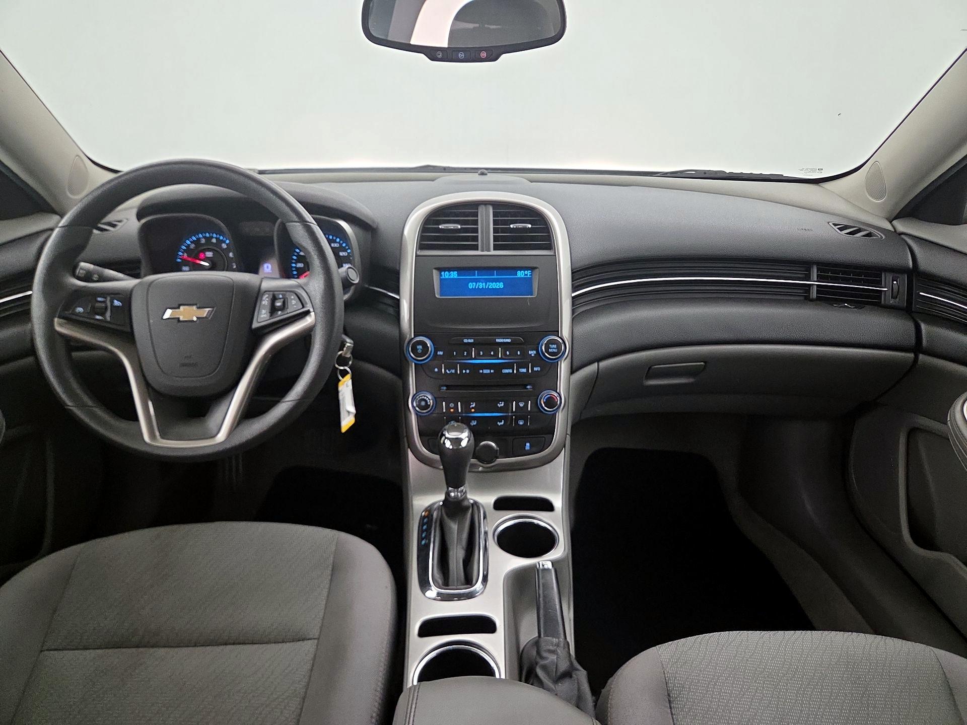 Thumbnail: 2015 Chevrolet Malibu - 9