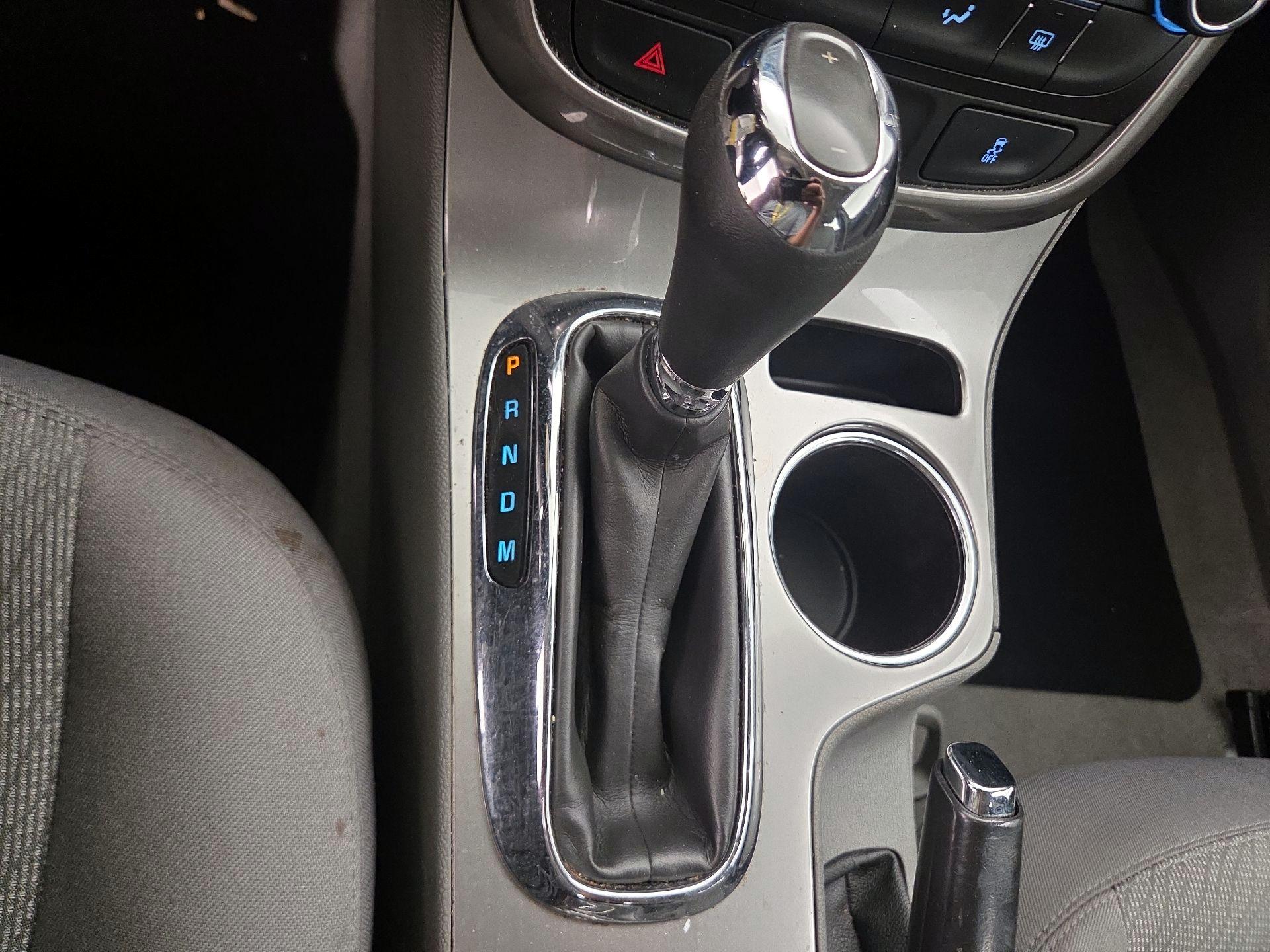 Thumbnail: 2015 Chevrolet Malibu - 16