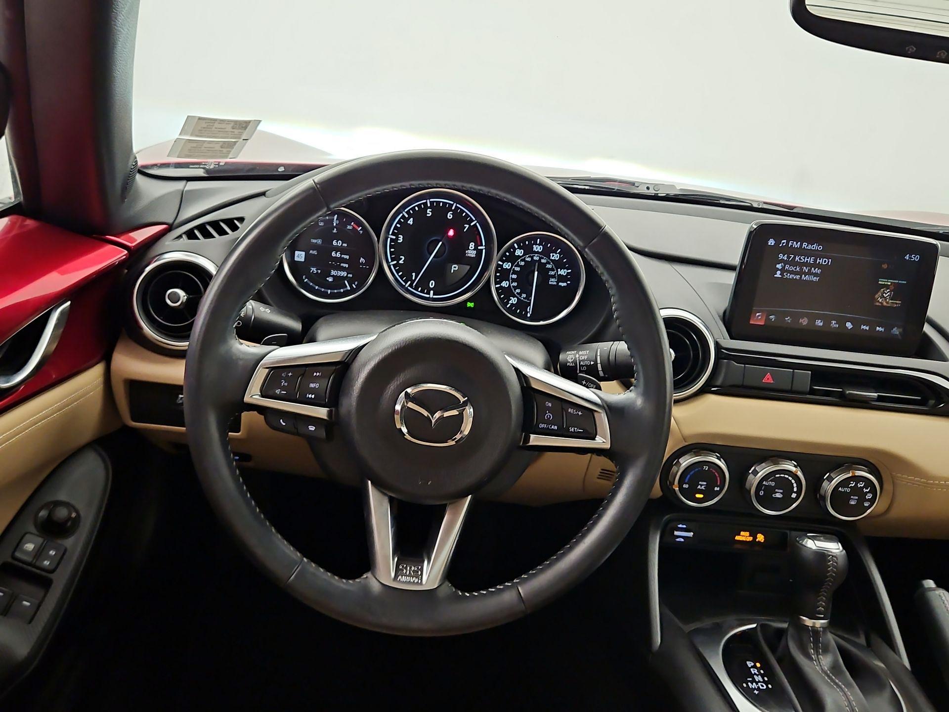 Thumbnail: 2020 Mazda MX-5 Miata - 10