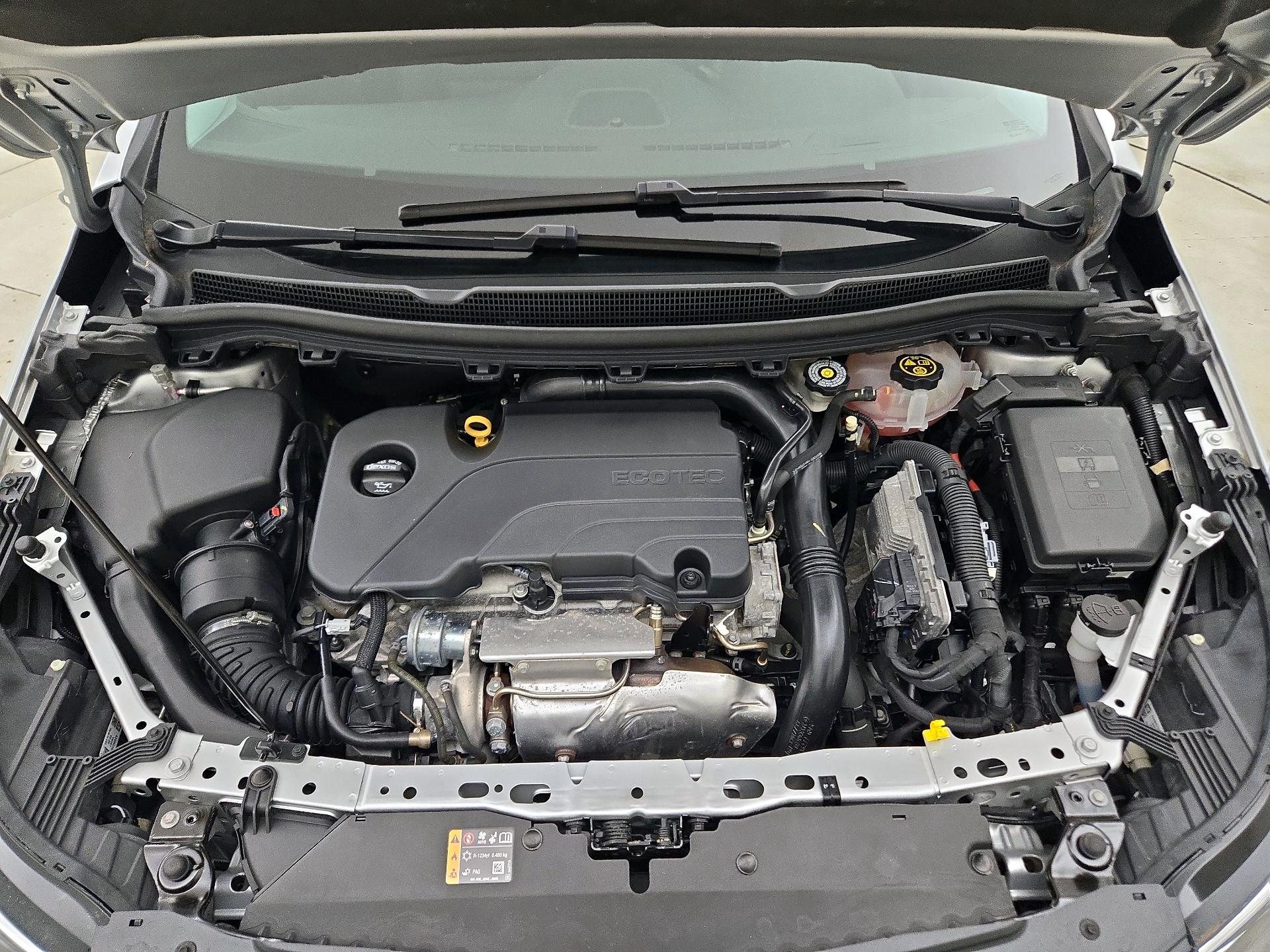 Thumbnail: 2019 Chevrolet Cruze - 18