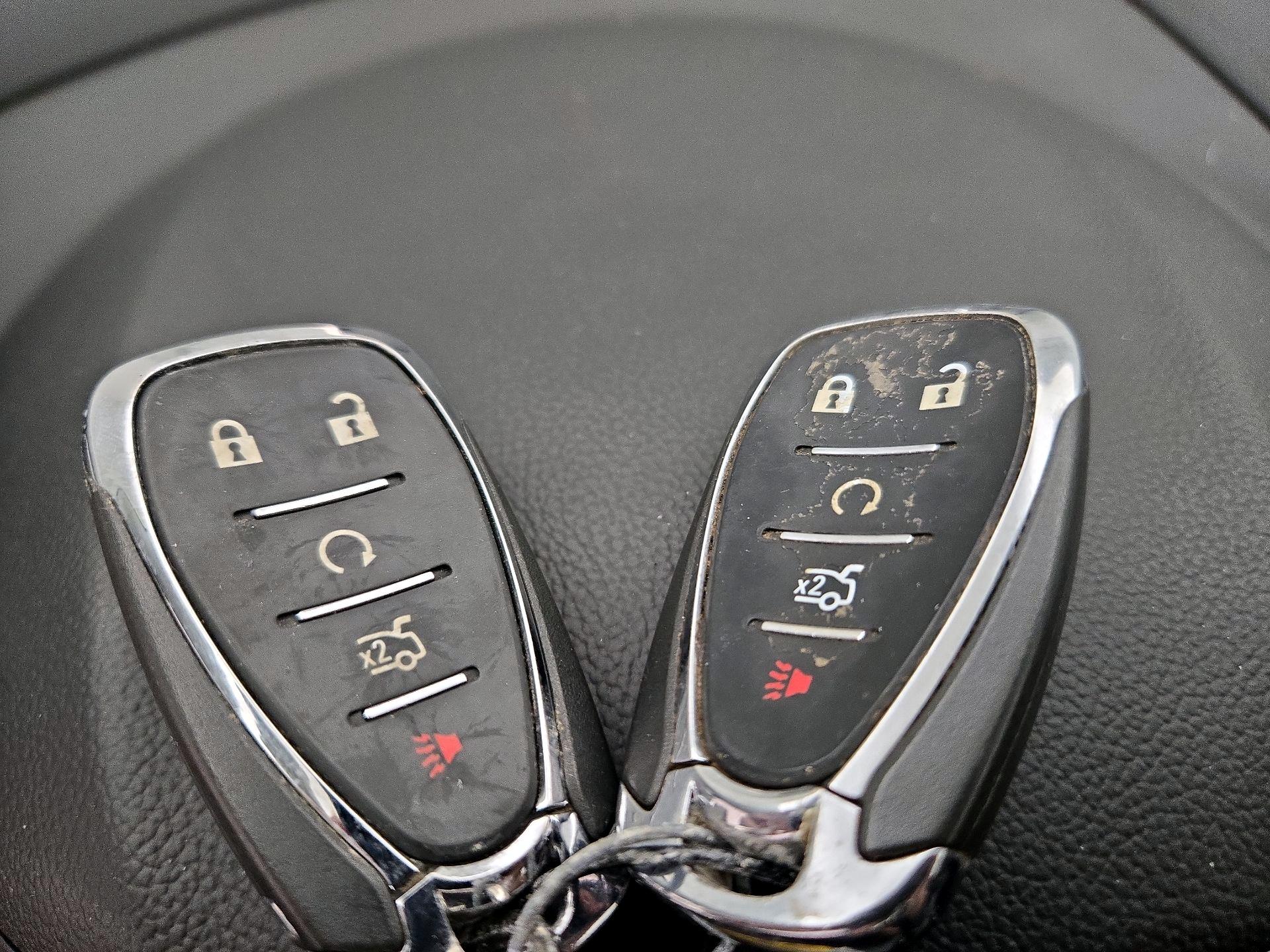 Thumbnail: 2019 Chevrolet Cruze - 19