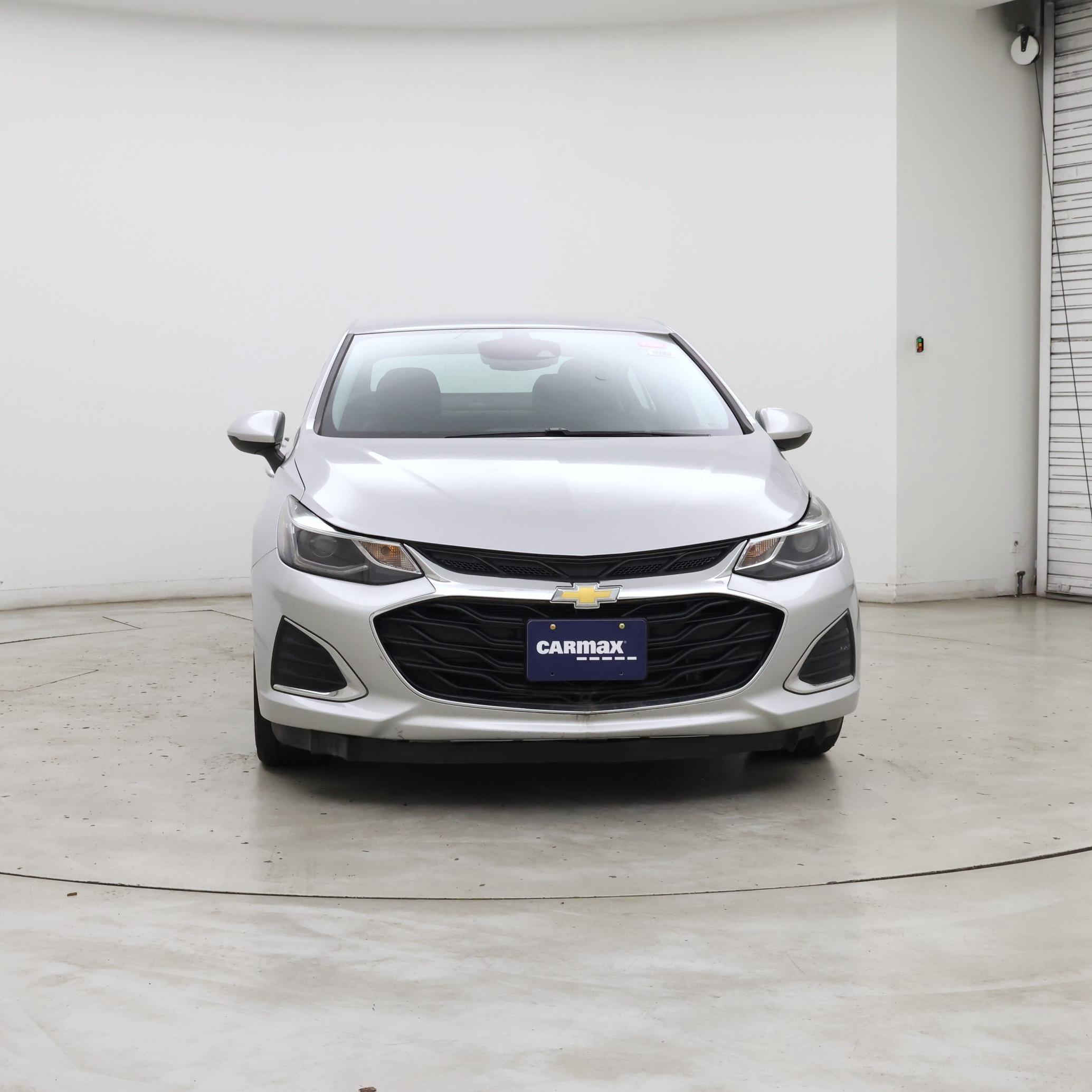 Thumbnail: 2019 Chevrolet Cruze - 5