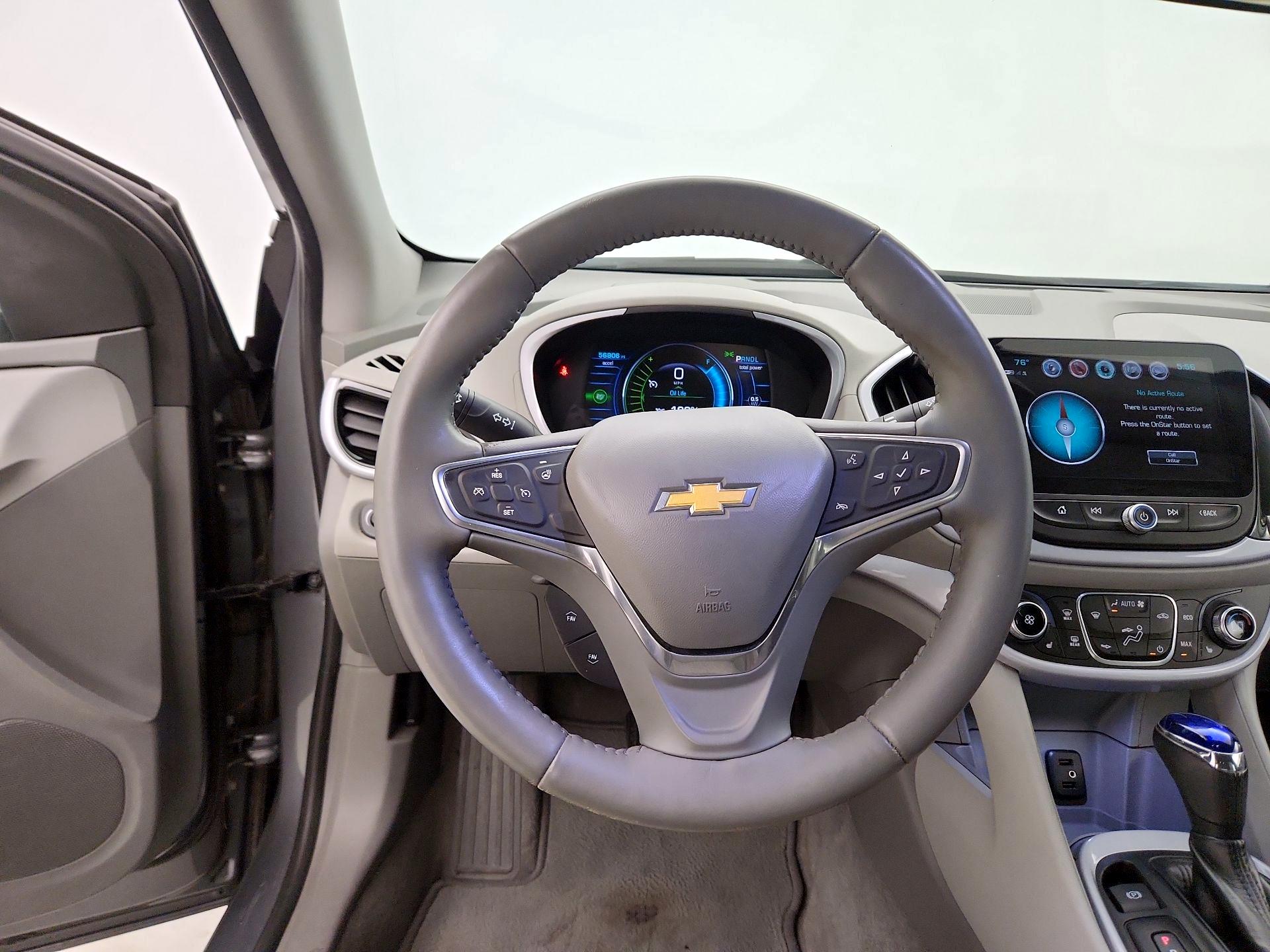 Thumbnail: 2018 Chevrolet Volt - 10