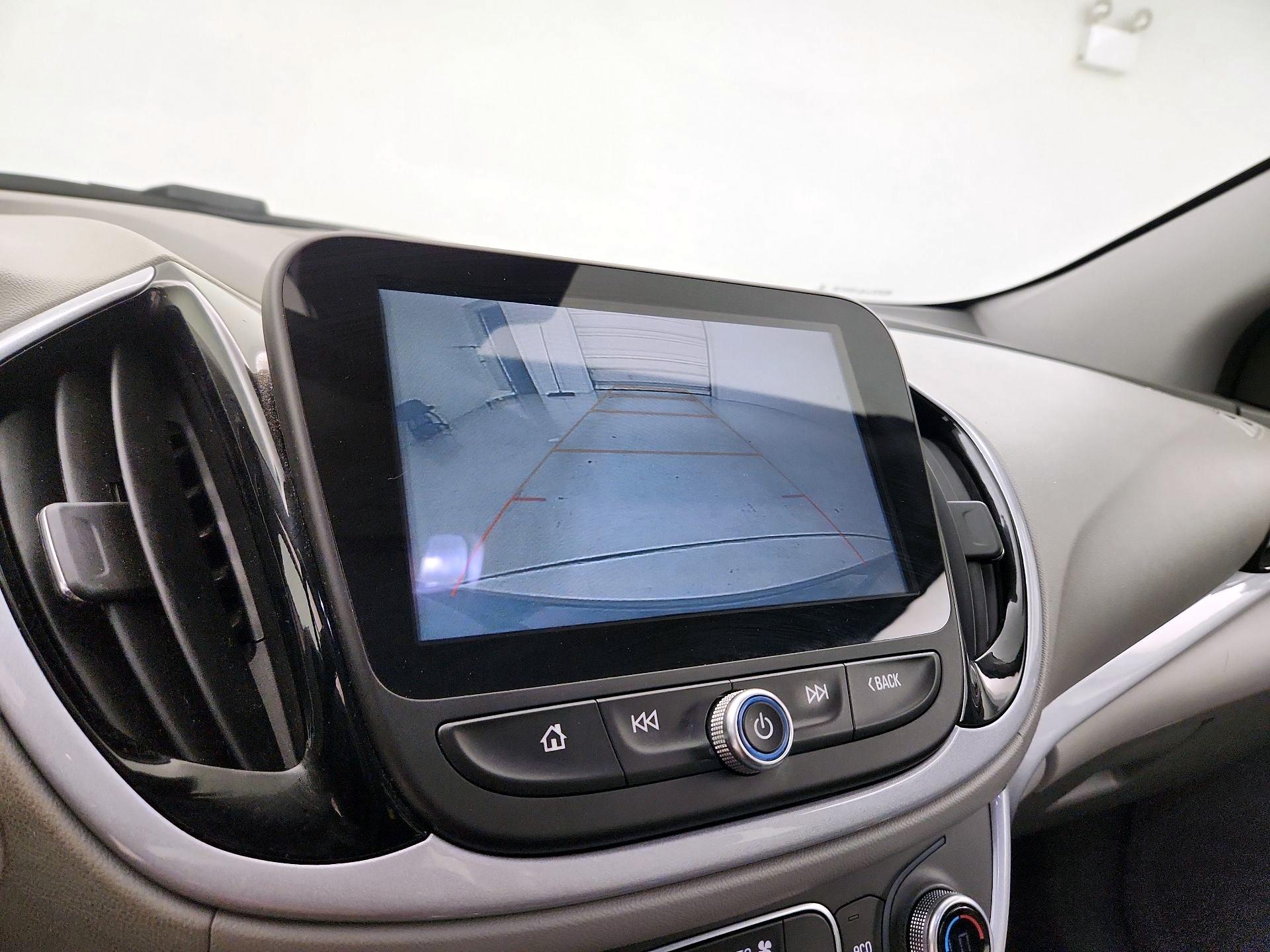 Thumbnail: 2018 Chevrolet Volt - 14