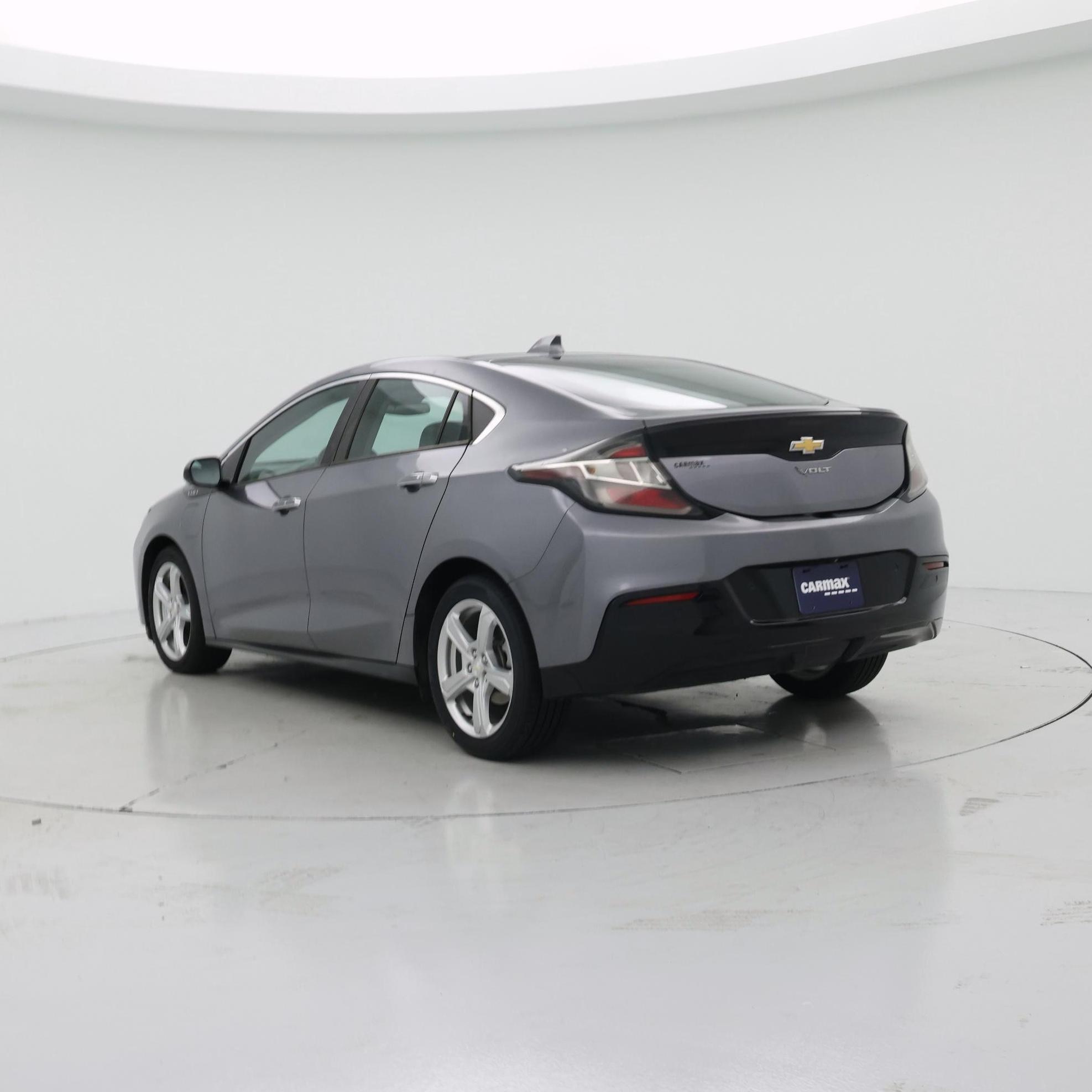 Thumbnail: 2018 Chevrolet Volt - 2