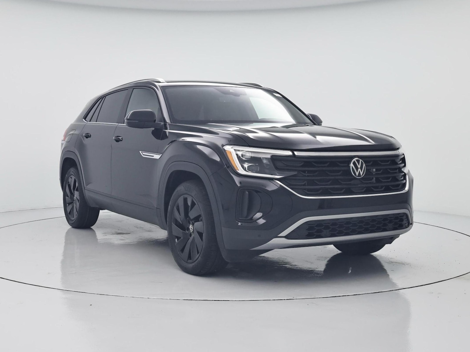 2024 Volkswagen Atlas Cross Sport SE w/Tech - Photo 2
