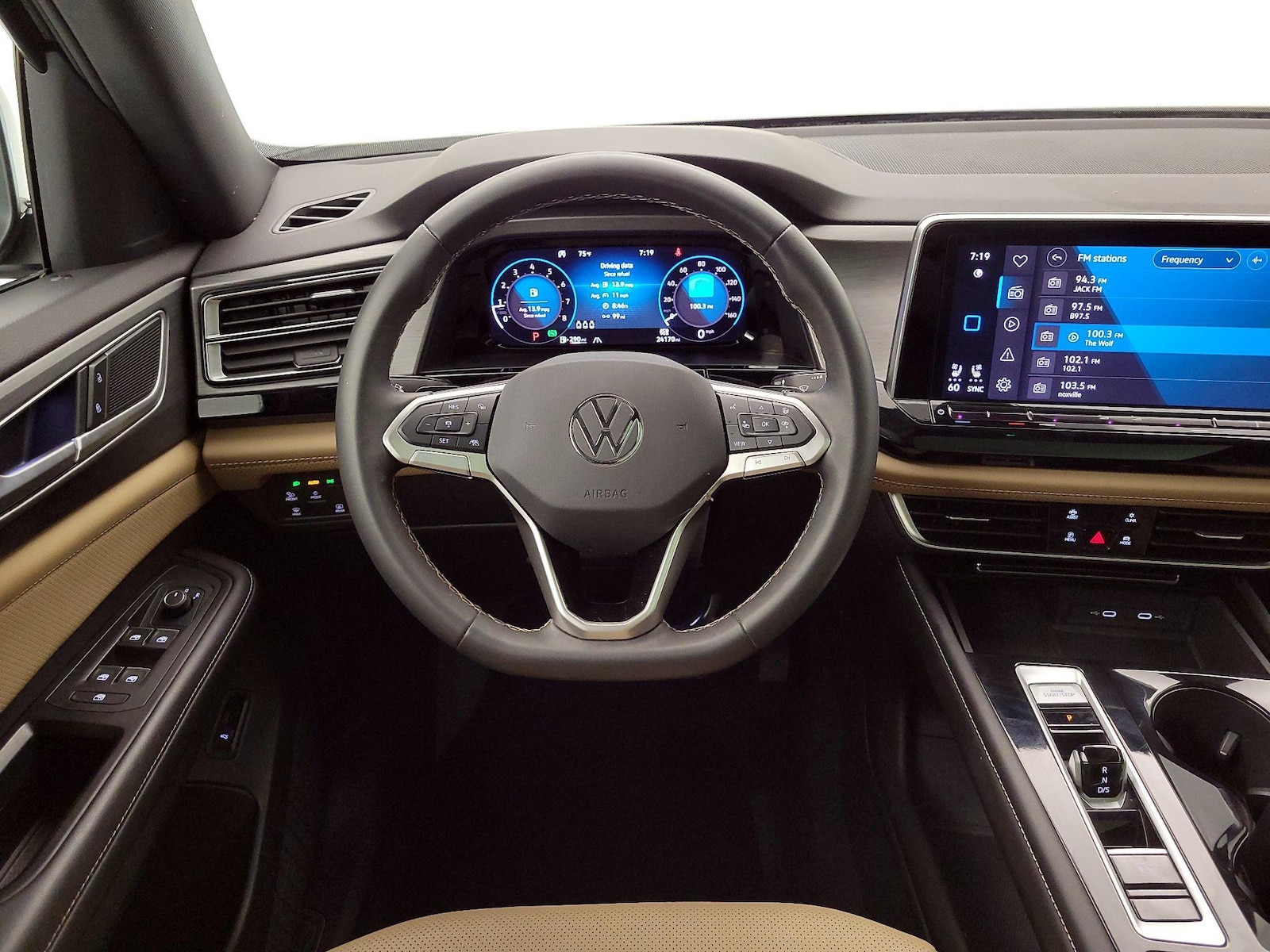 2024 Volkswagen Atlas Cross Sport SE w/Tech - Photo 11