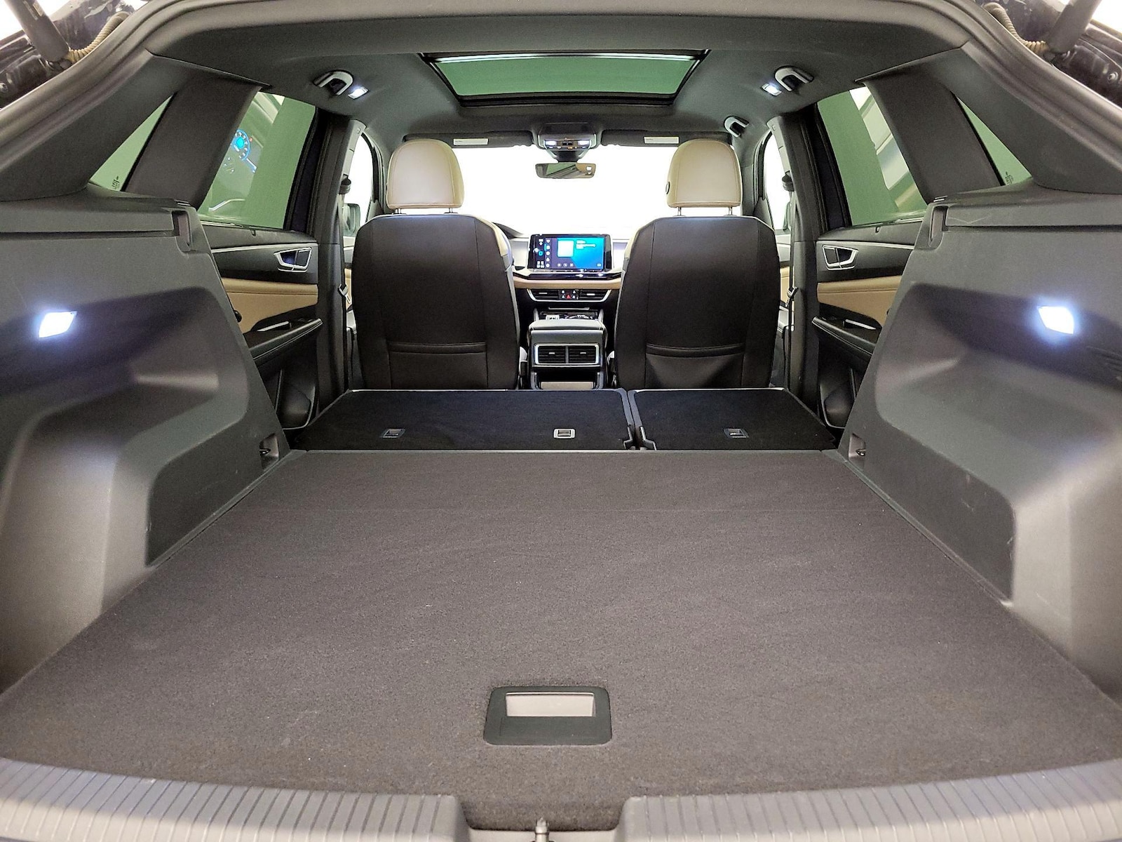 2024 Volkswagen Atlas Cross Sport SE w/Tech - Photo 23