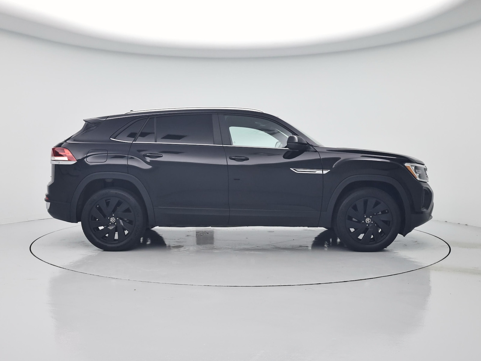 2024 Volkswagen Atlas Cross Sport SE w/Tech - Photo 8