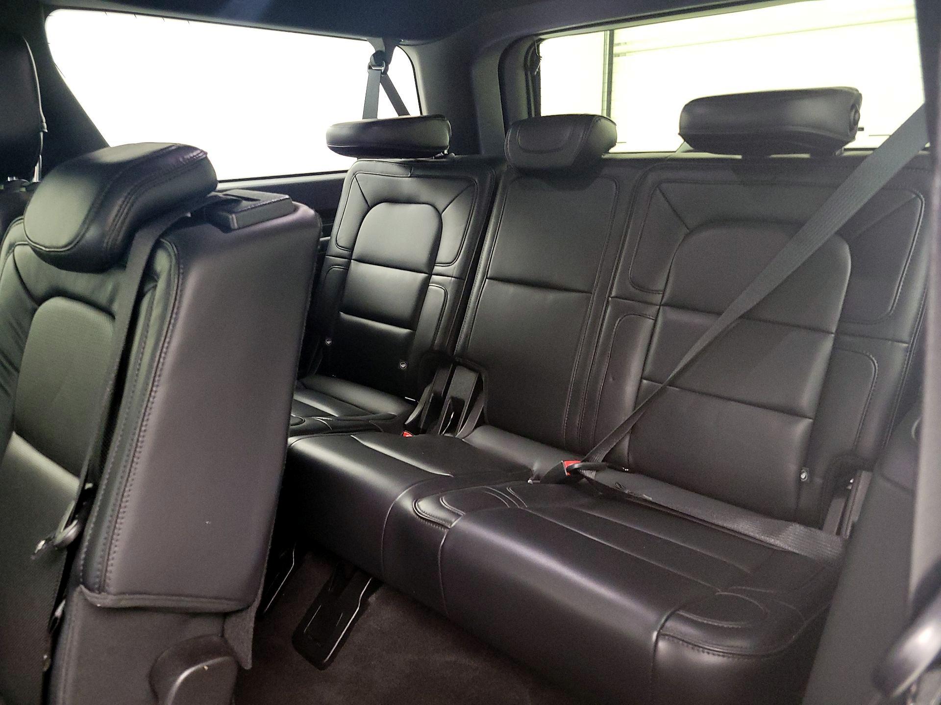 Thumbnail: 2019 Lincoln Navigator L - 20