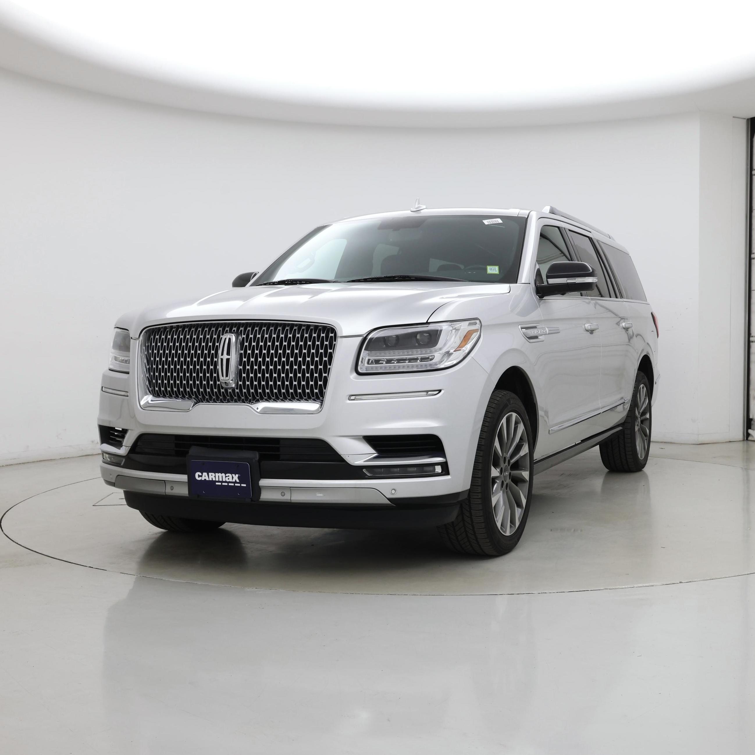 Thumbnail: 2019 Lincoln Navigator L - 4