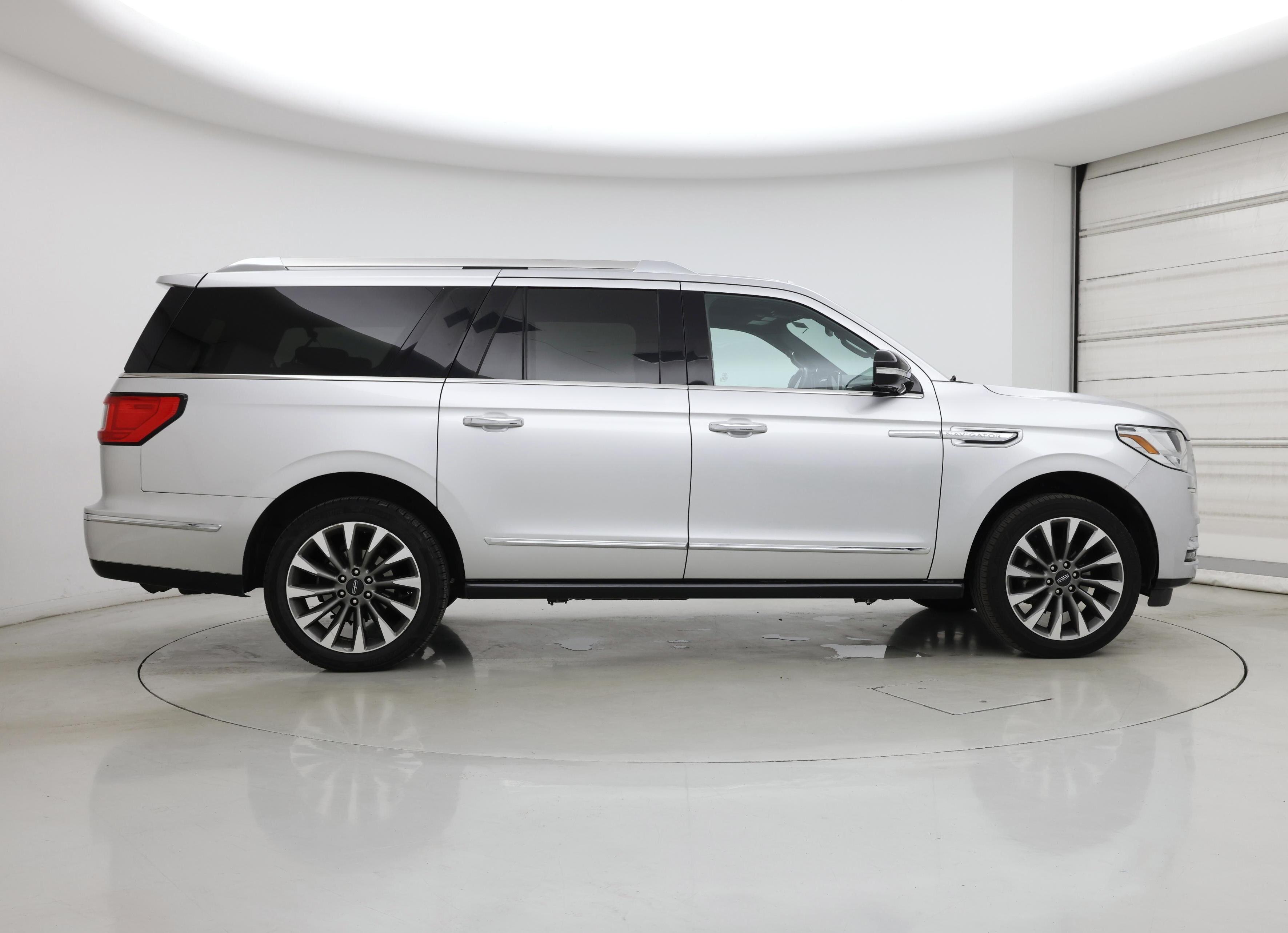 Thumbnail: 2019 Lincoln Navigator L - 7