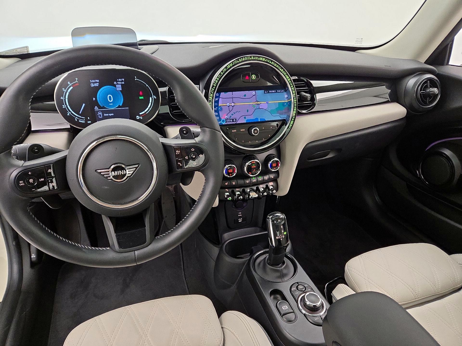 Thumbnail: 2022 MINI Cooper Hardtop - 9