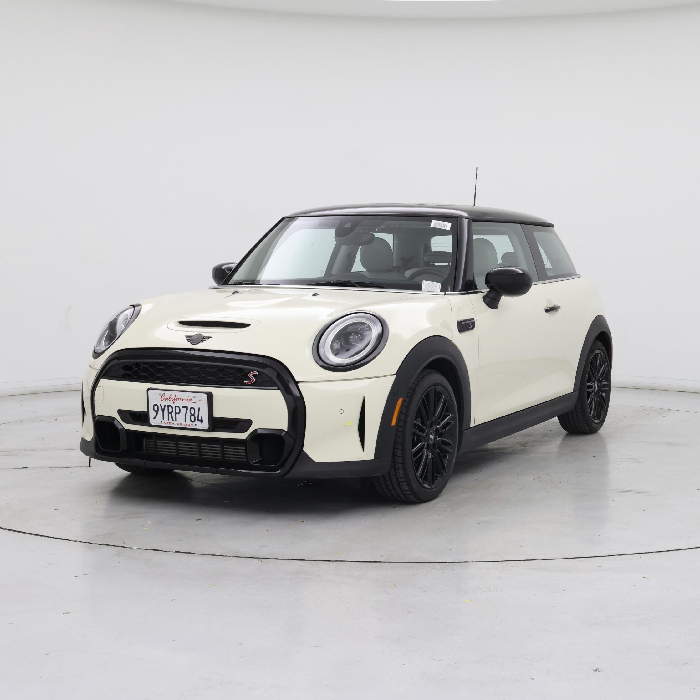 Thumbnail: 2022 MINI Cooper Hardtop - 4