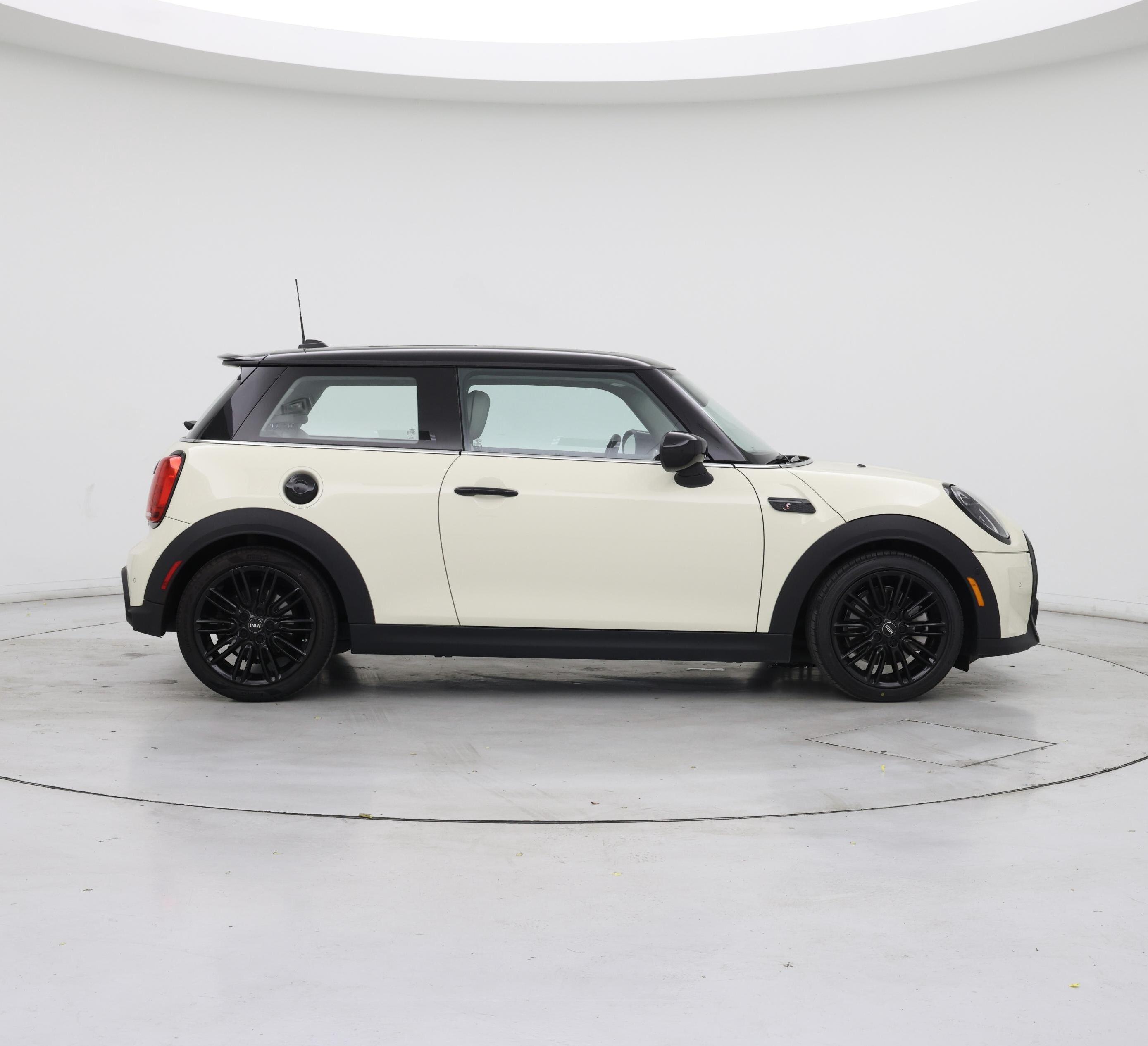 Thumbnail: 2022 MINI Cooper Hardtop - 7