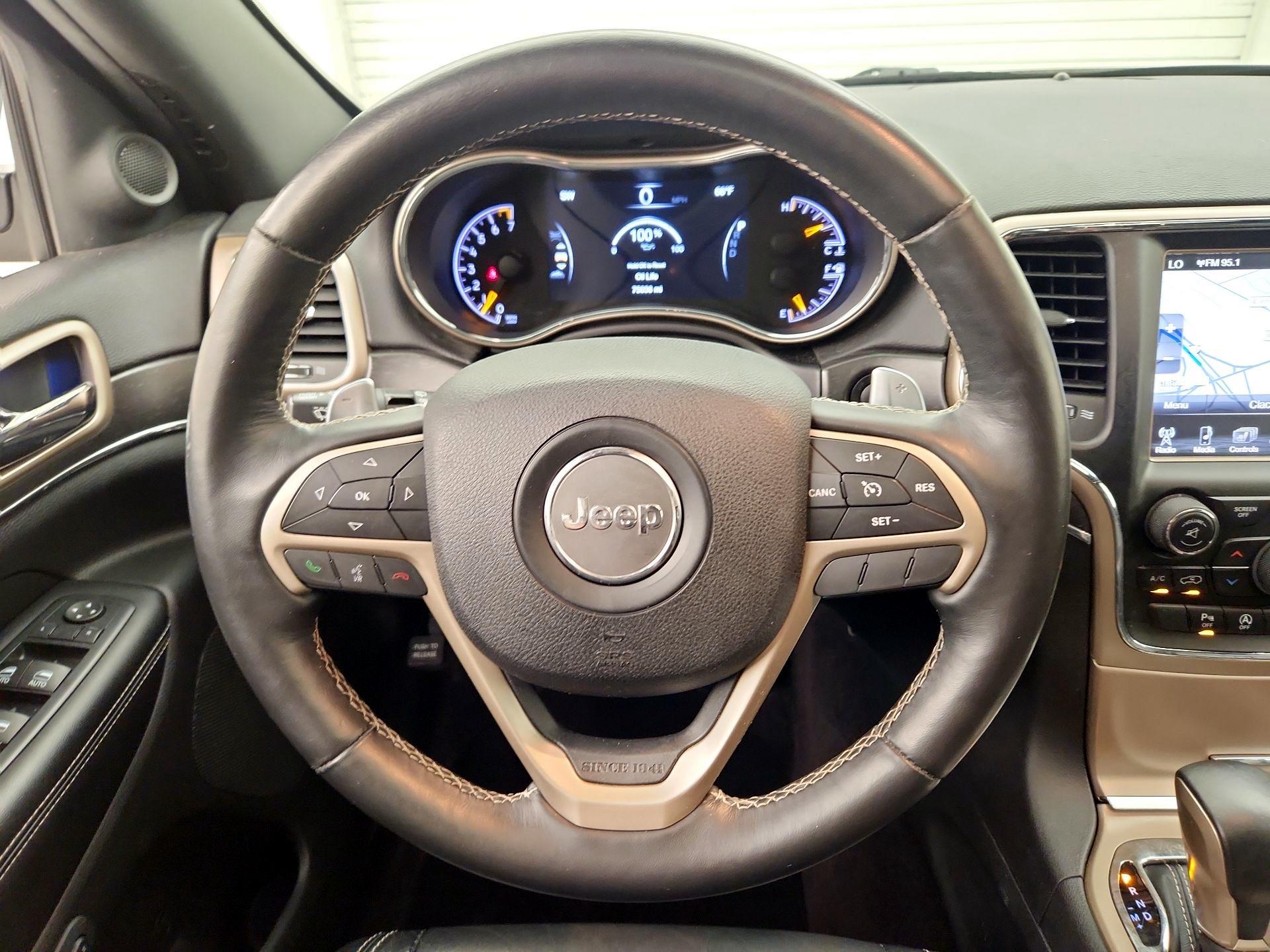 Thumbnail: 2016 Jeep Grand Cherokee - 10