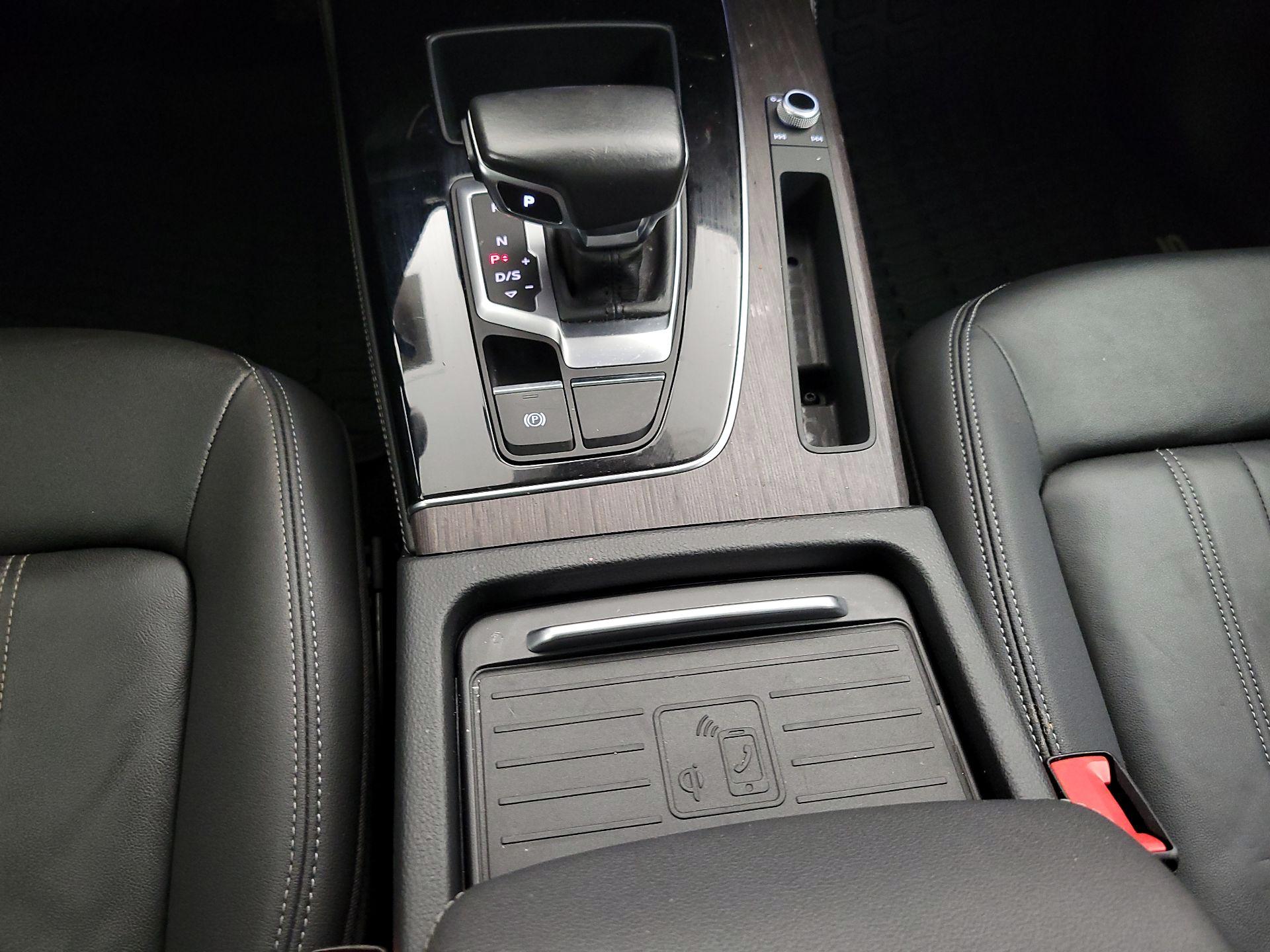 Thumbnail: 2022 Audi Q5 - 18