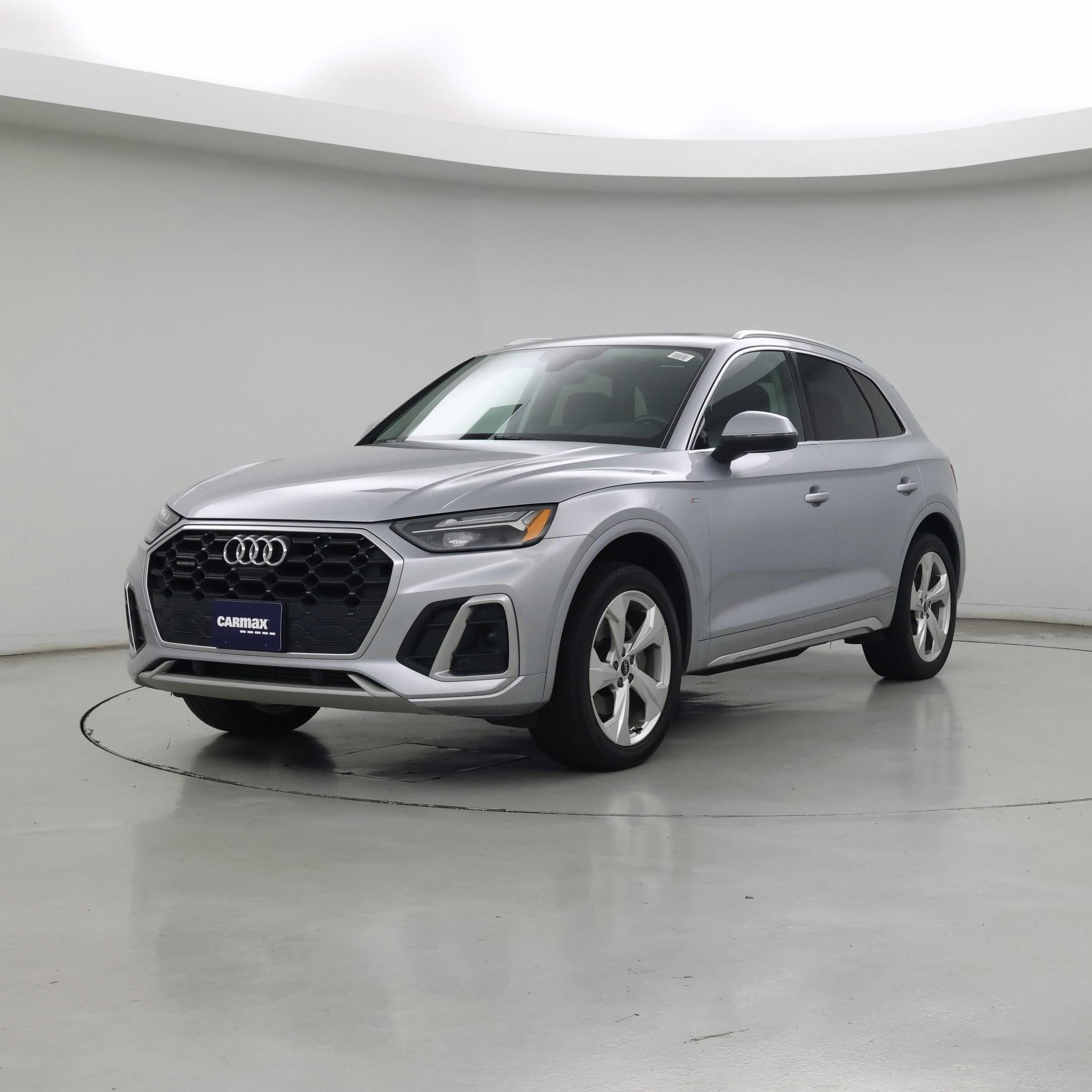 Thumbnail: 2022 Audi Q5 - 4