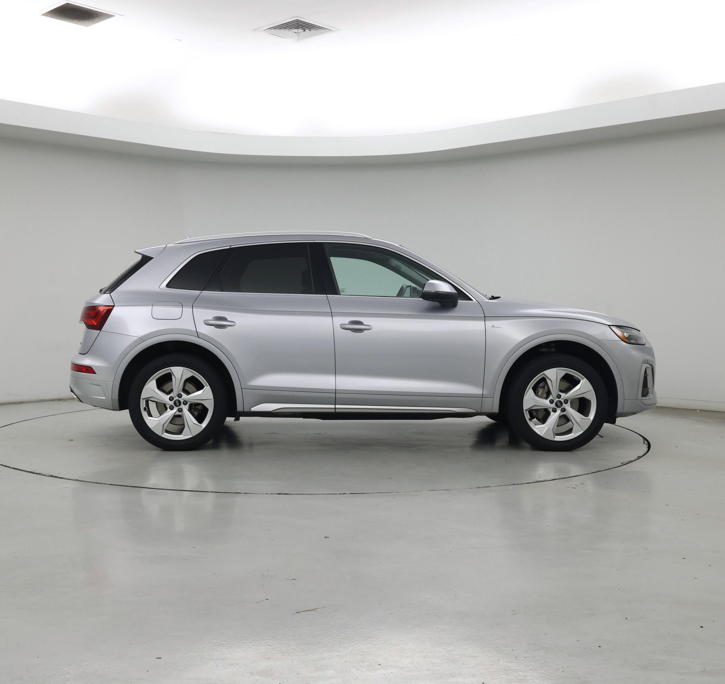 Thumbnail: 2022 Audi Q5 - 7
