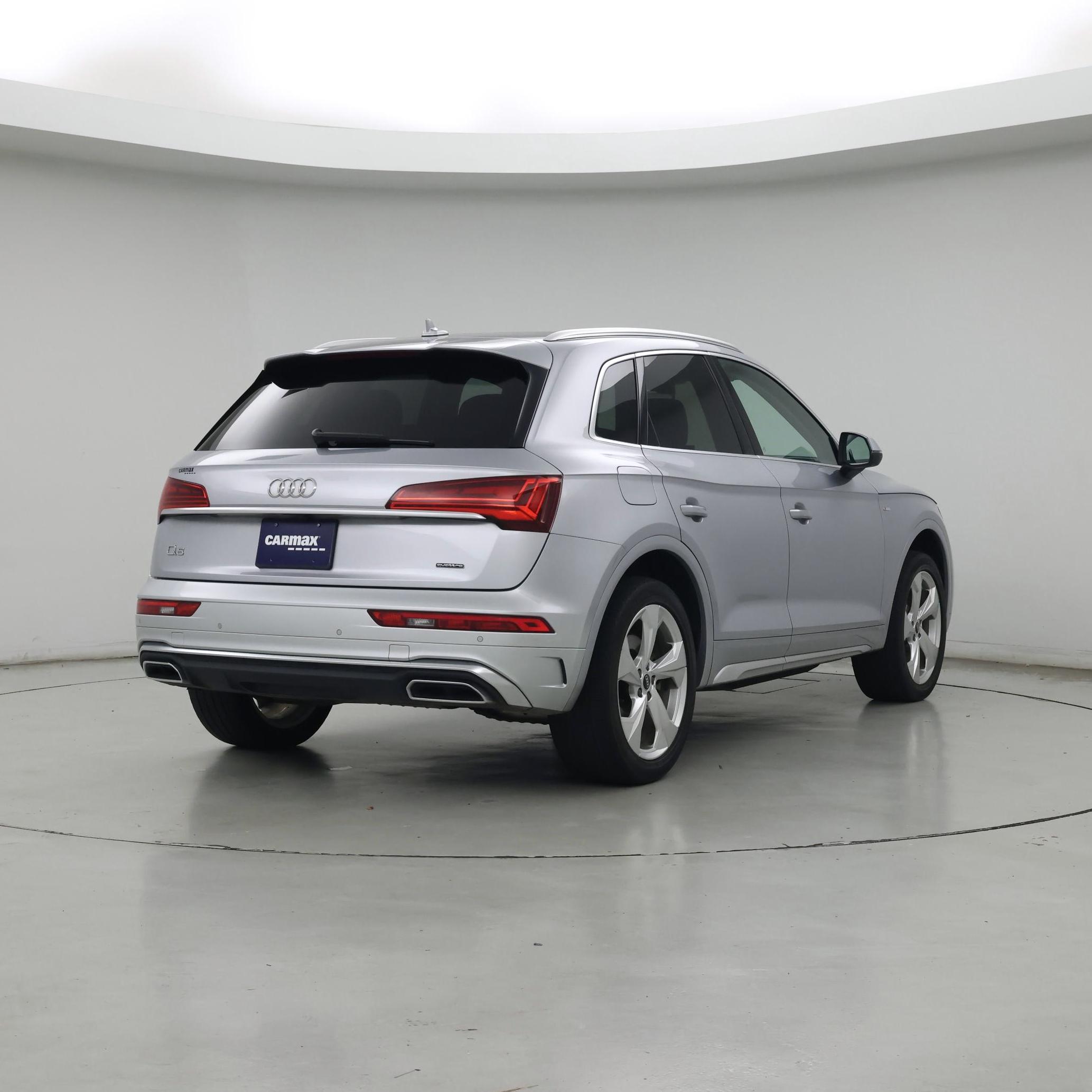 Thumbnail: 2022 Audi Q5 - 8