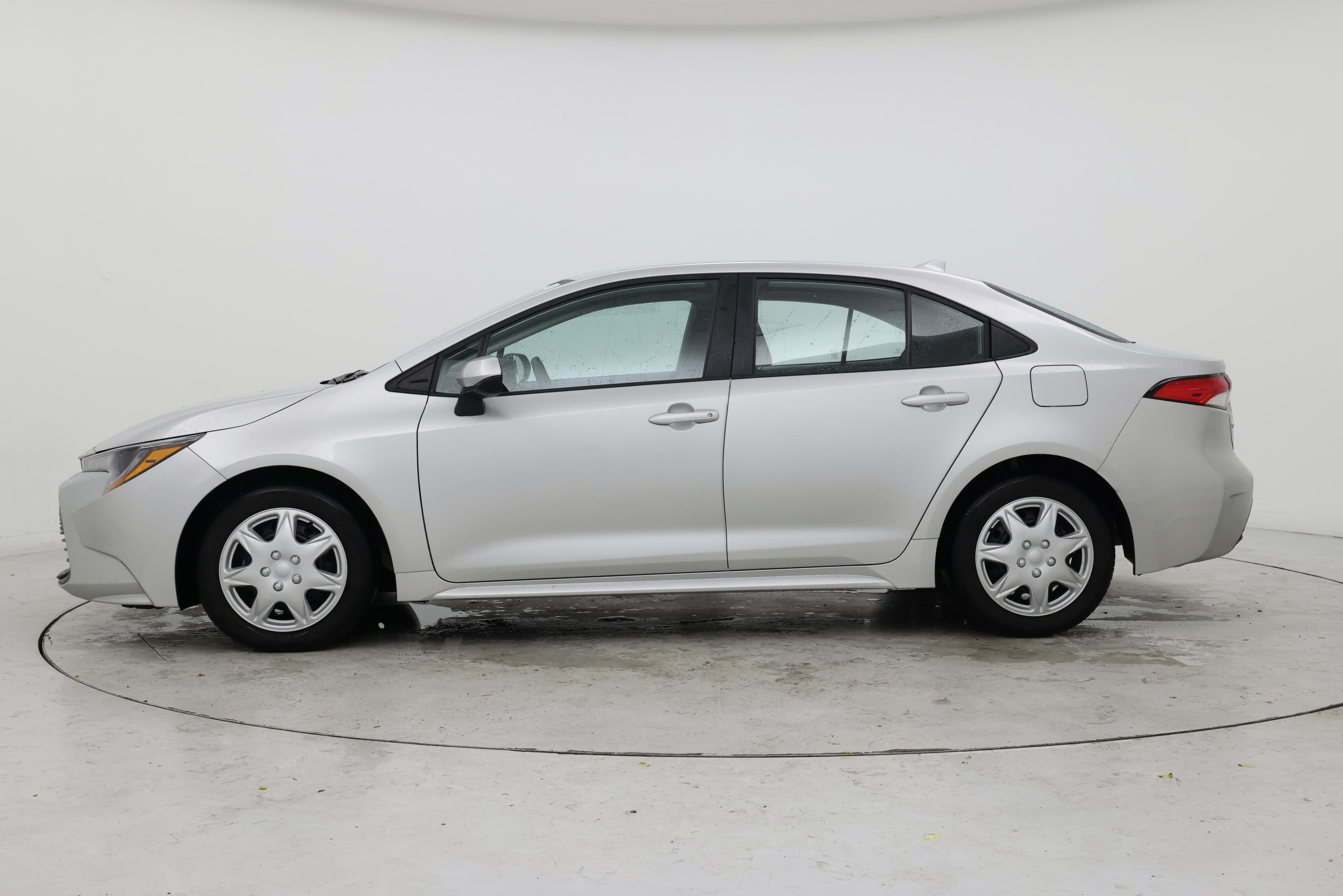 Thumbnail: 2024 Toyota Corolla - 3