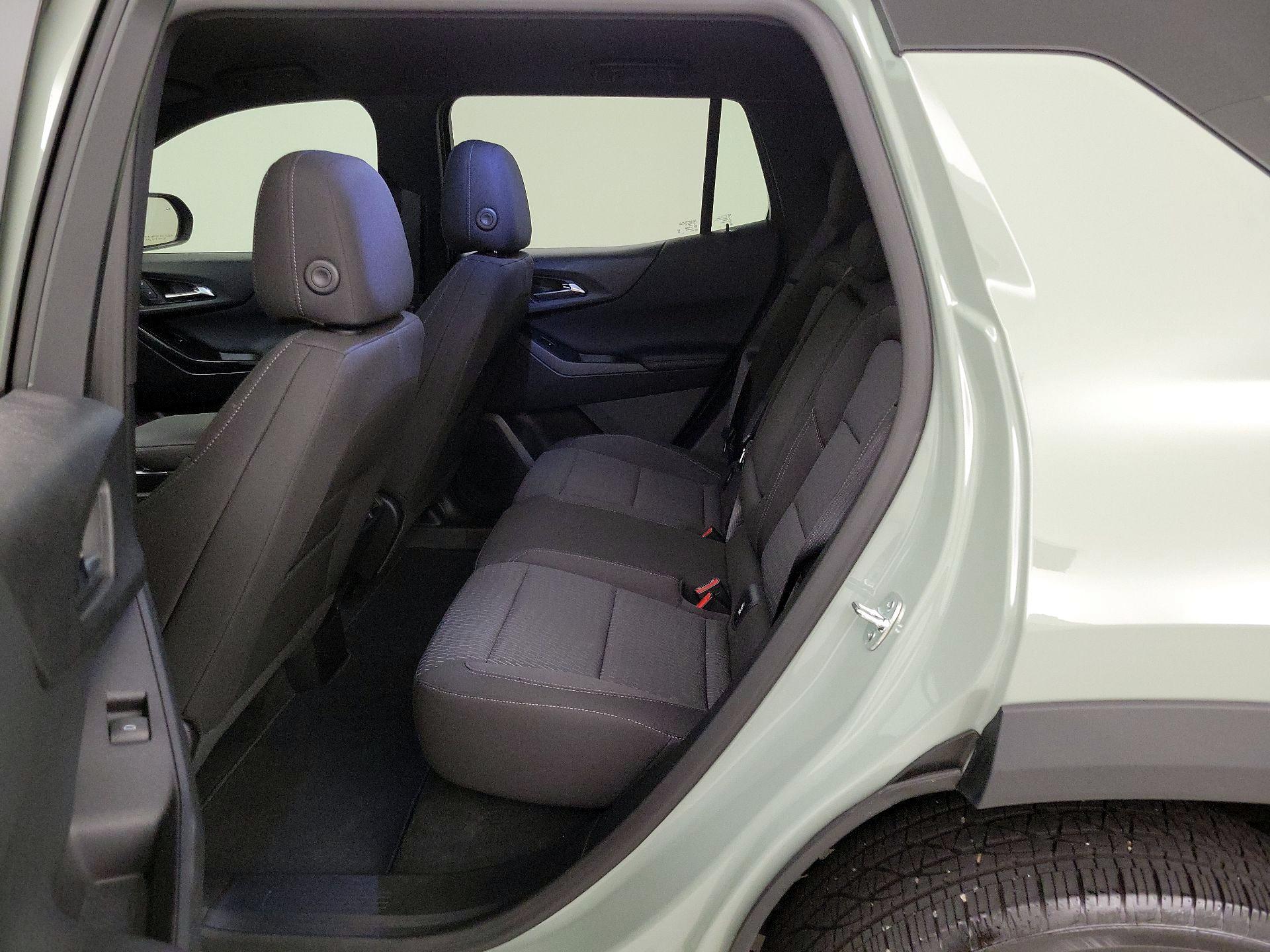 Thumbnail: 2026 Chevrolet Equinox - 19