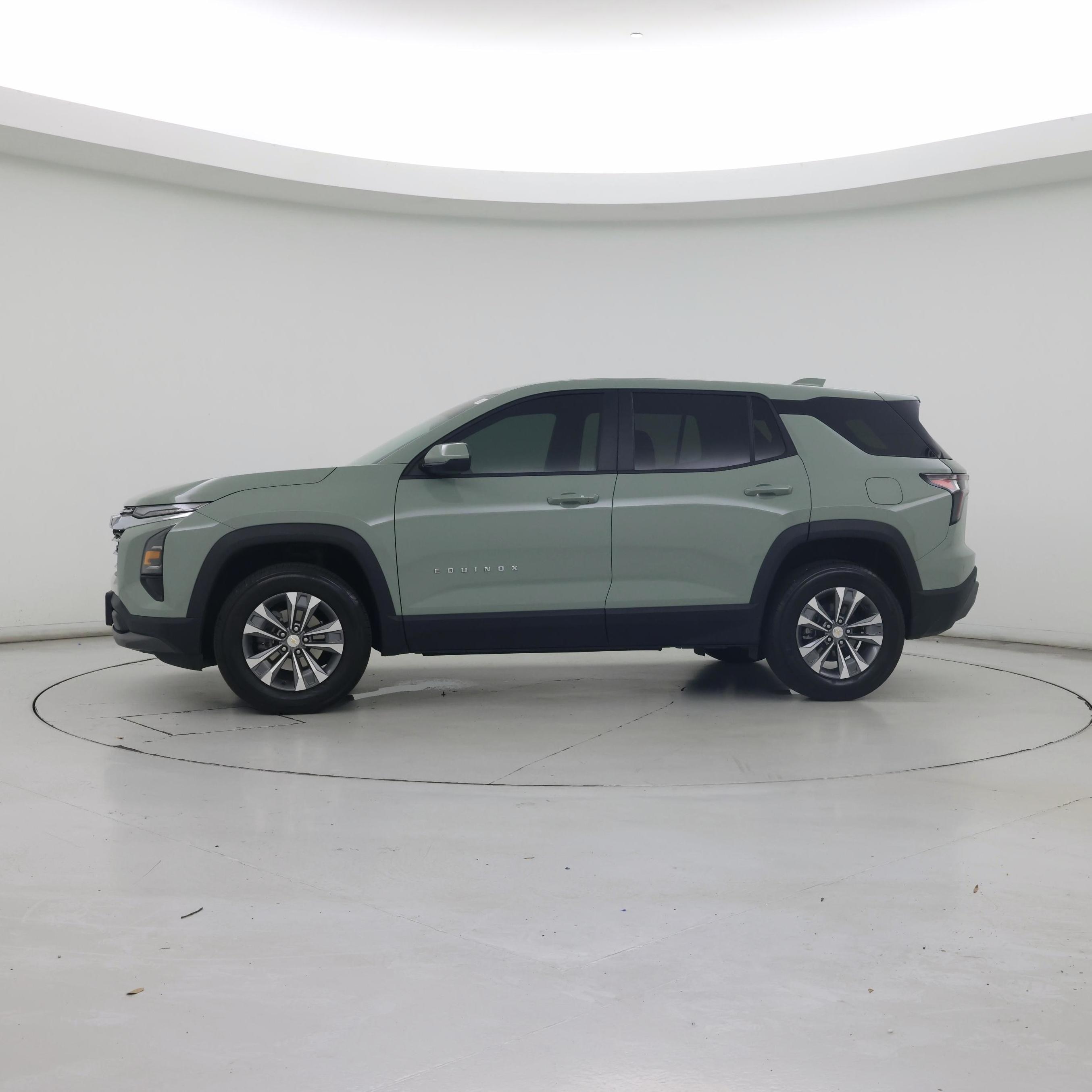 Thumbnail: 2026 Chevrolet Equinox - 3