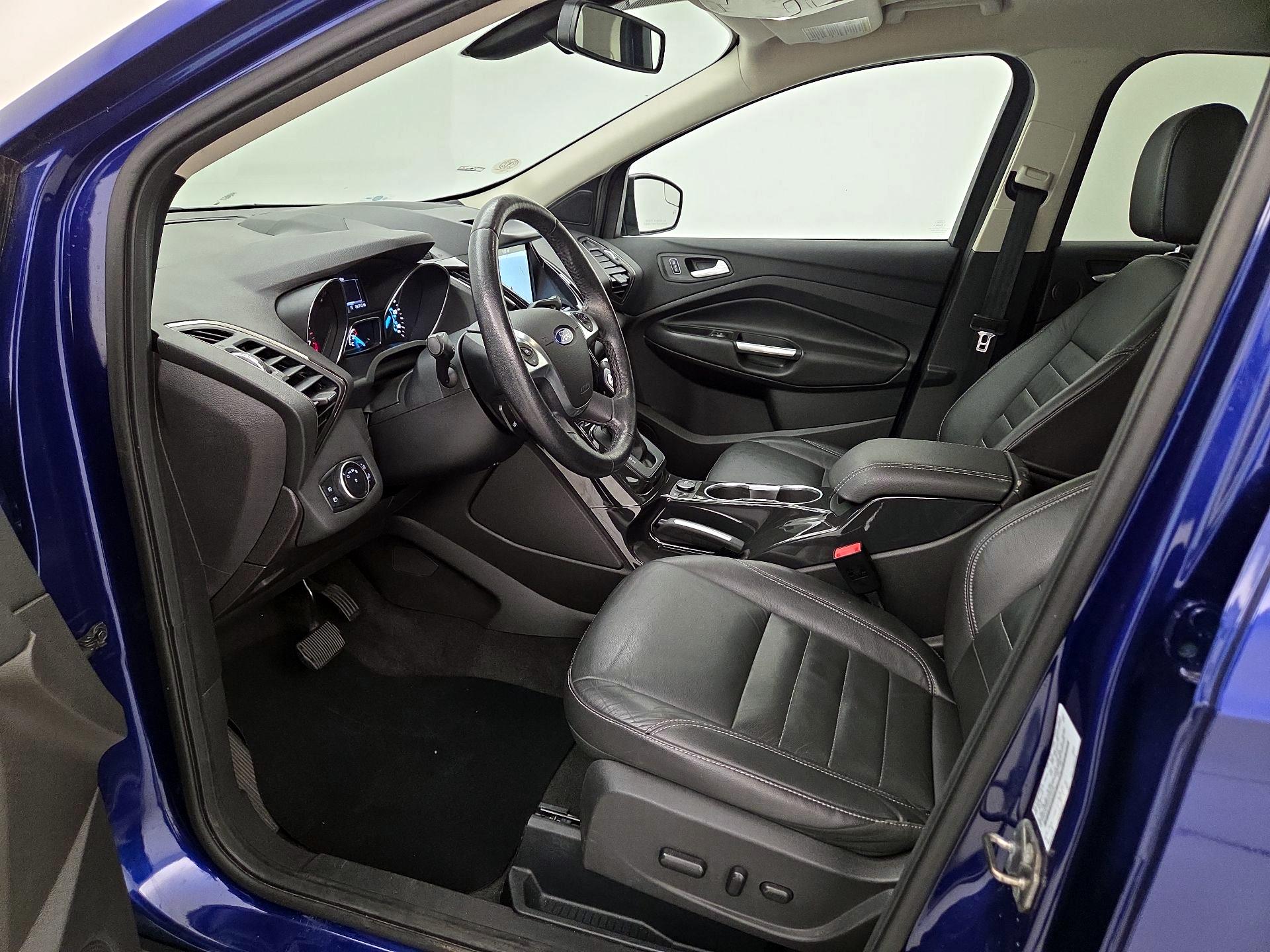 Thumbnail: 2016 Ford Escape - 11
