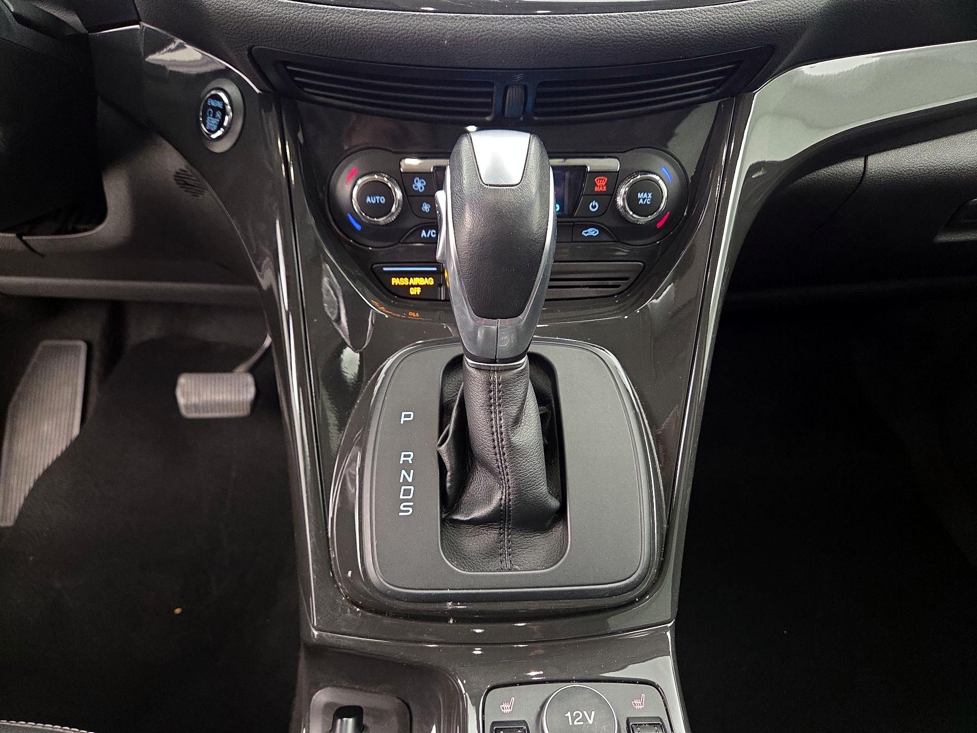 Thumbnail: 2016 Ford Escape - 18