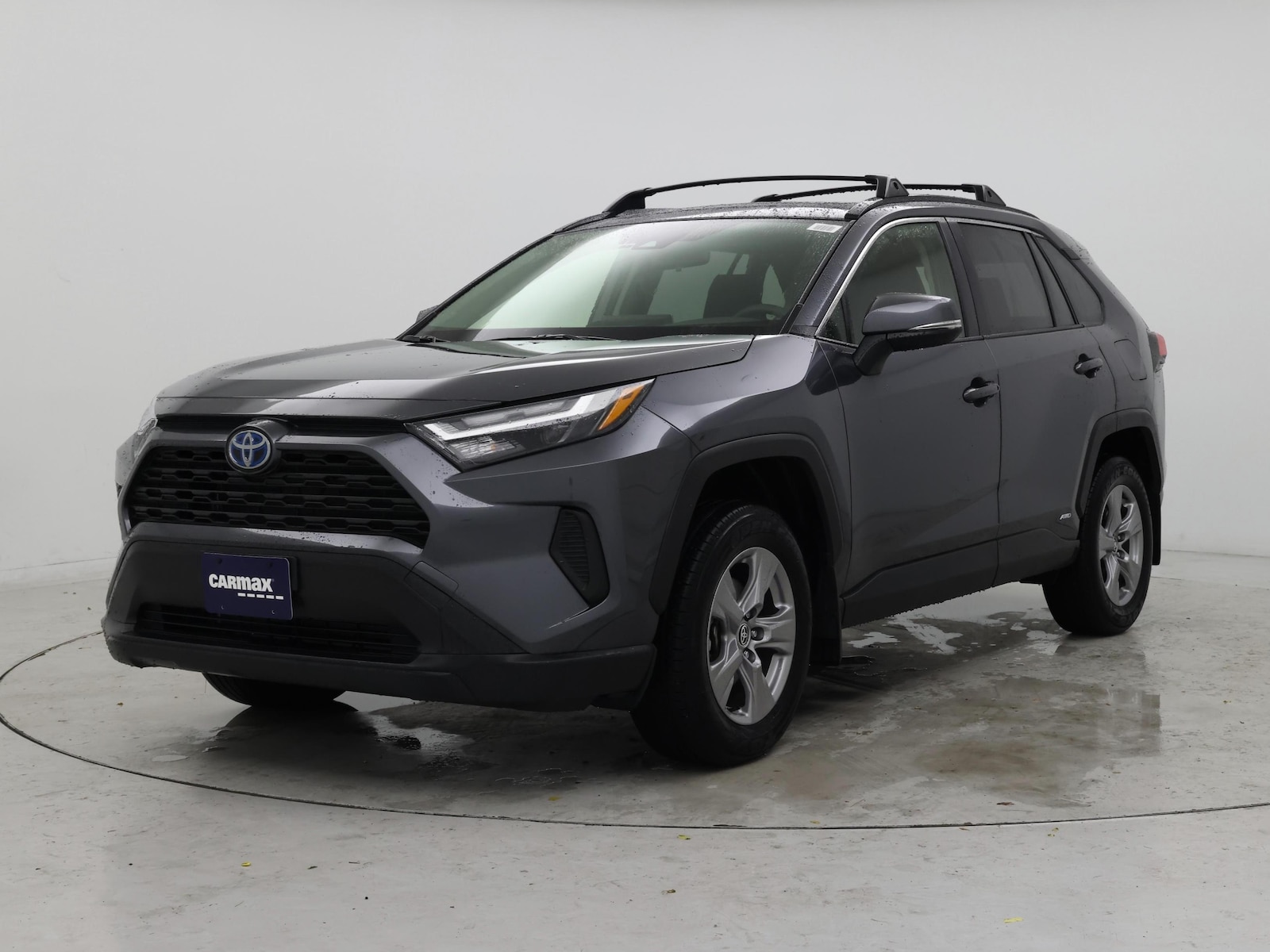 2024 Toyota RAV4 XLE - Photo 5