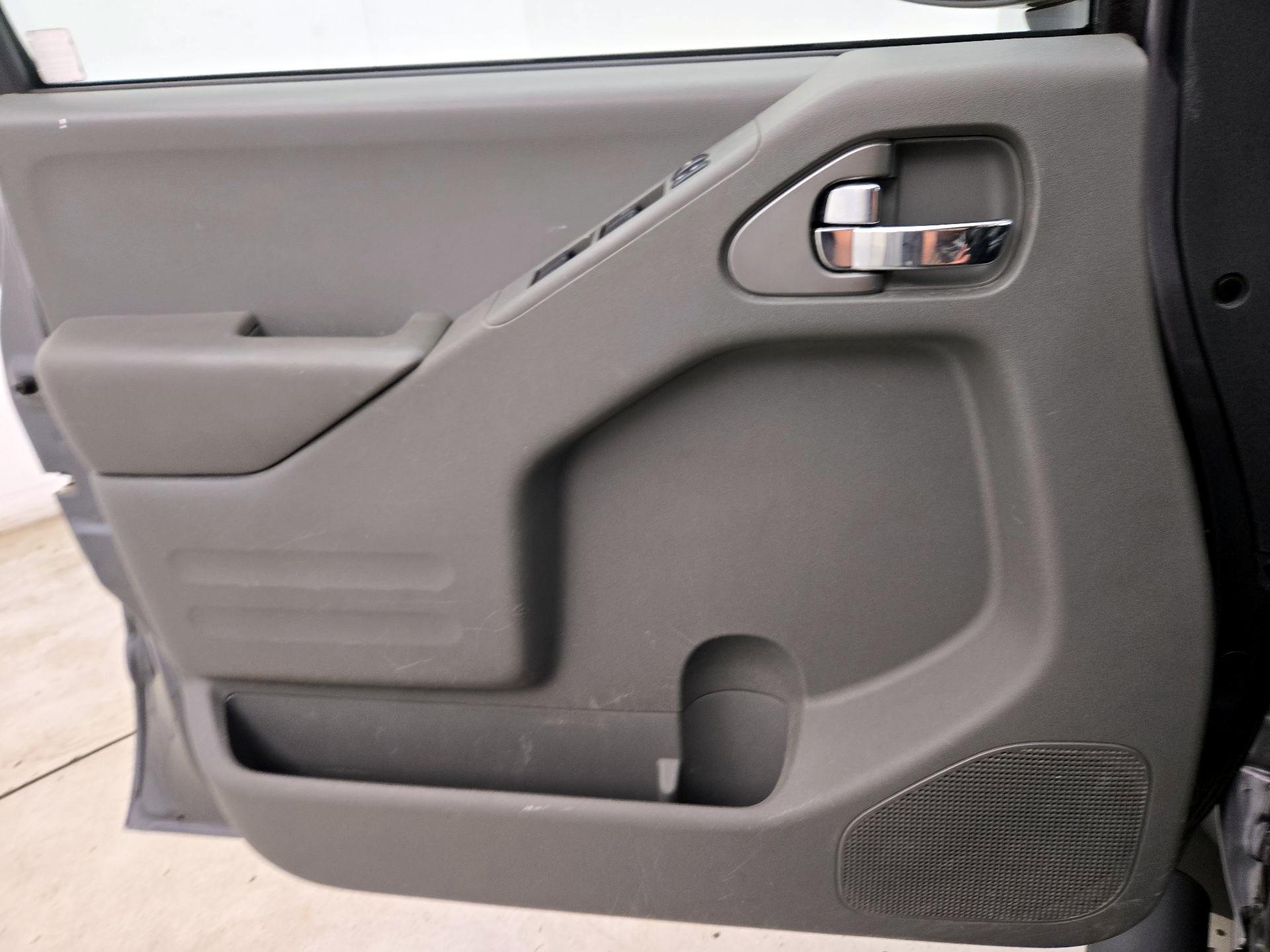 Thumbnail: 2021 Nissan Frontier - 12
