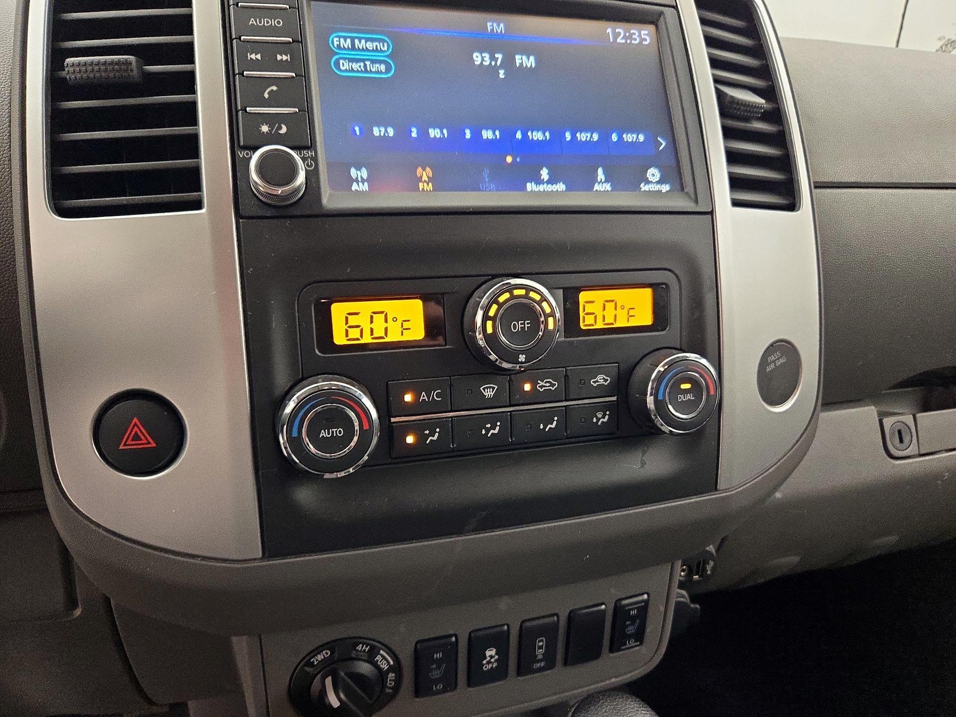 Thumbnail: 2021 Nissan Frontier - 16