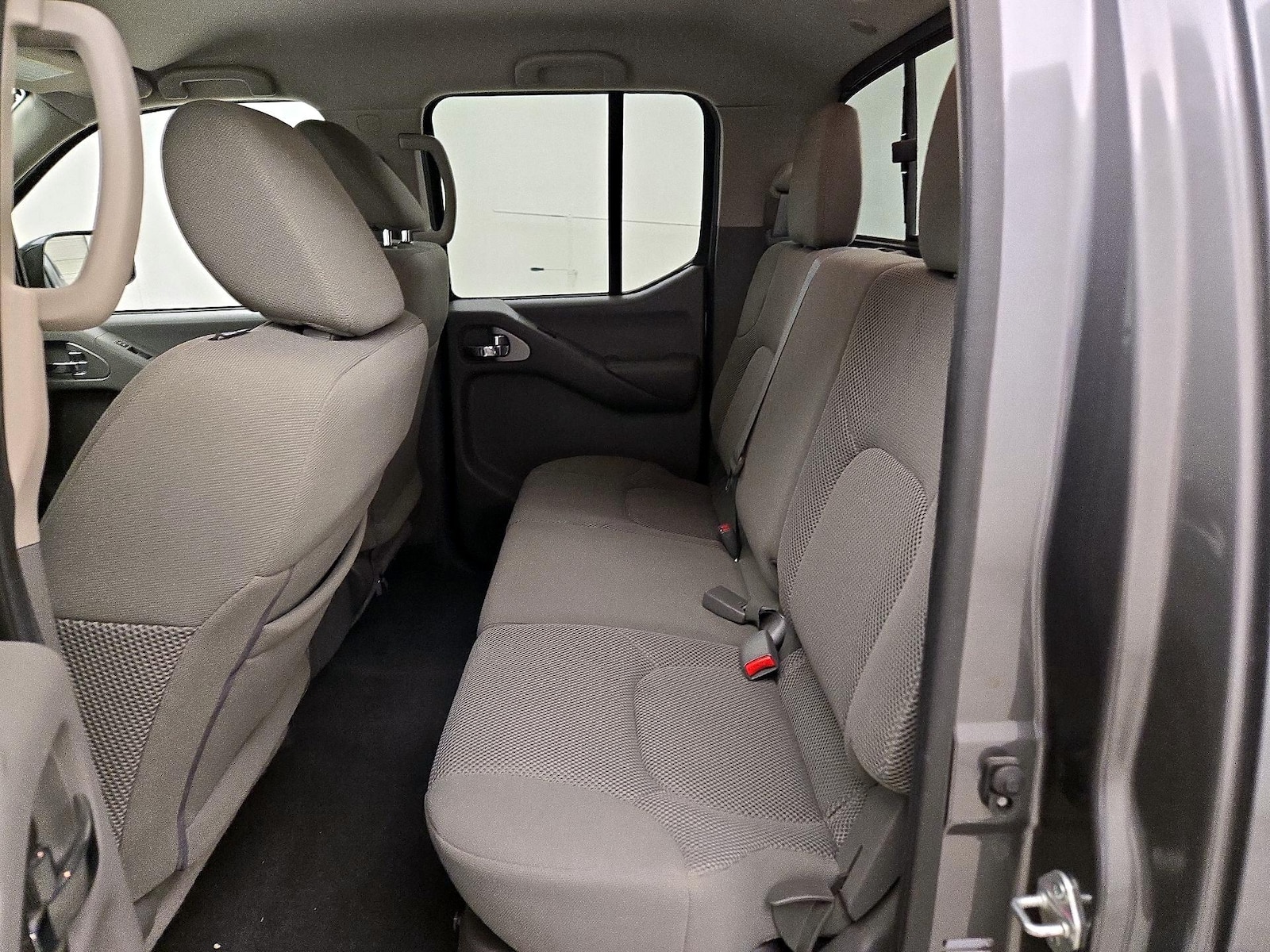 2021 Nissan Frontier SV - Photo 19