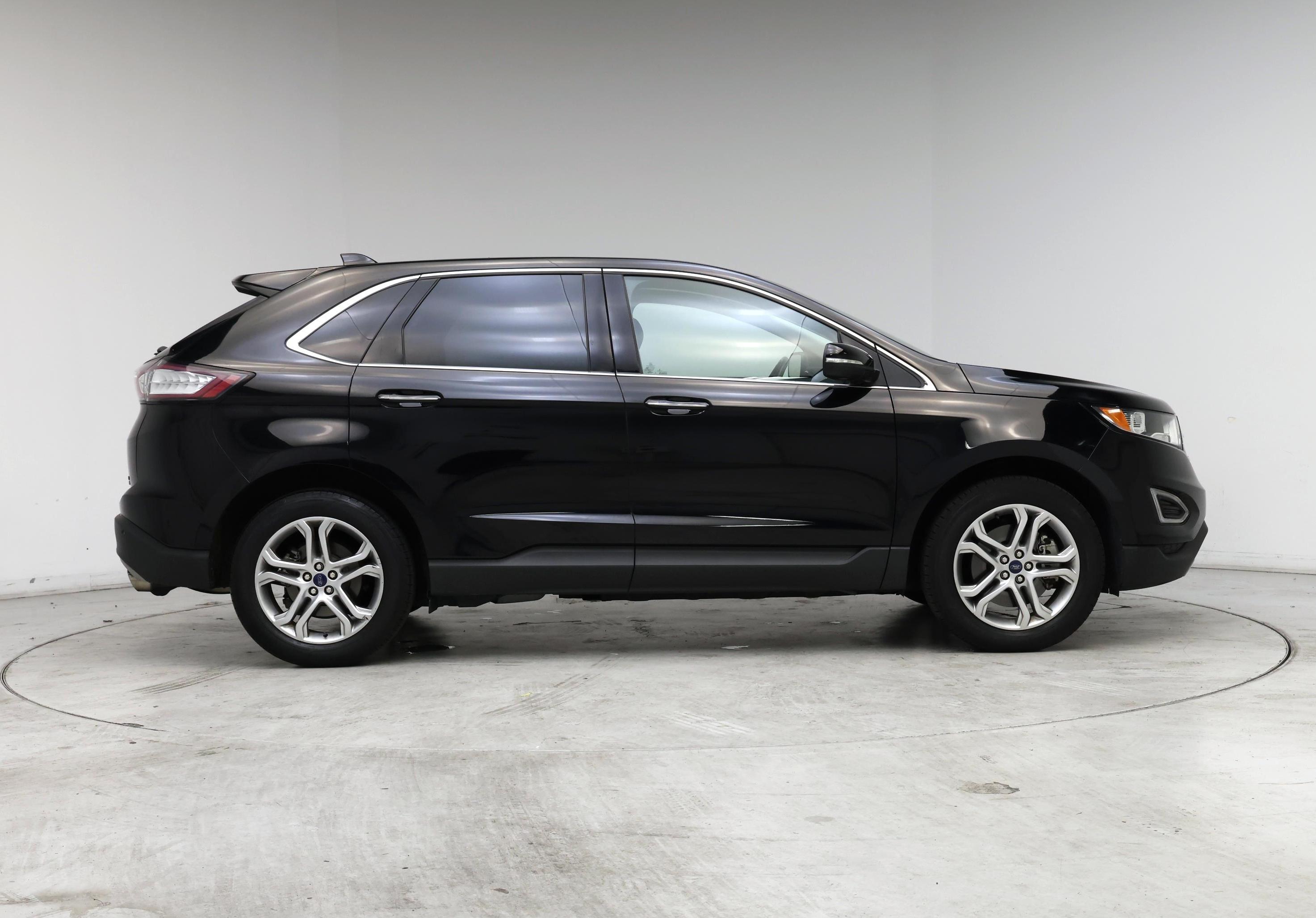 Thumbnail: 2016 Ford Edge - 7