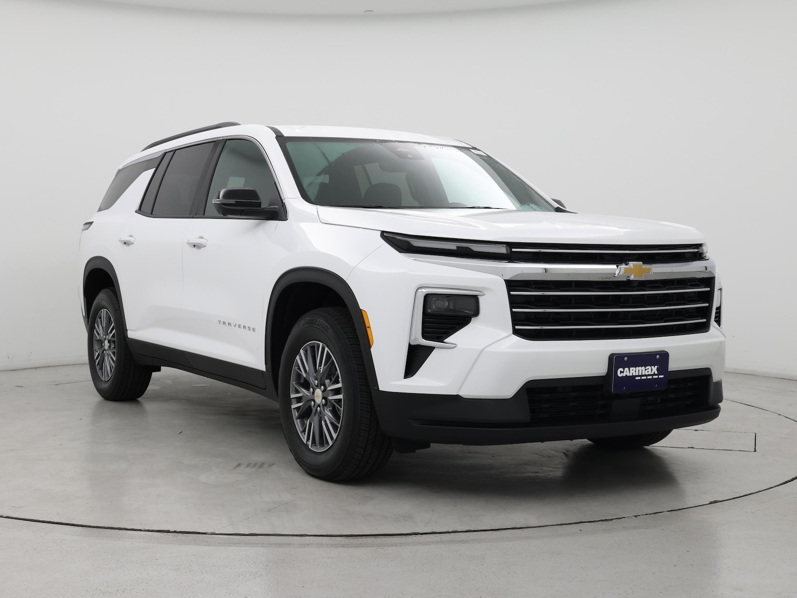 2026 Chevrolet Traverse LT - Photo 2