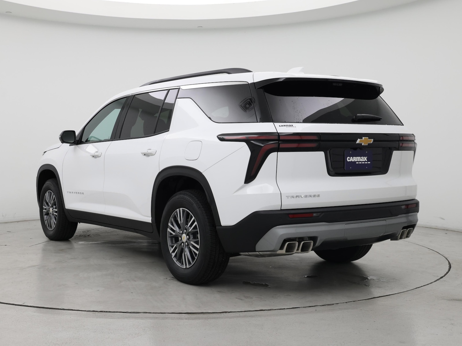 2026 Chevrolet Traverse LT - Photo 3