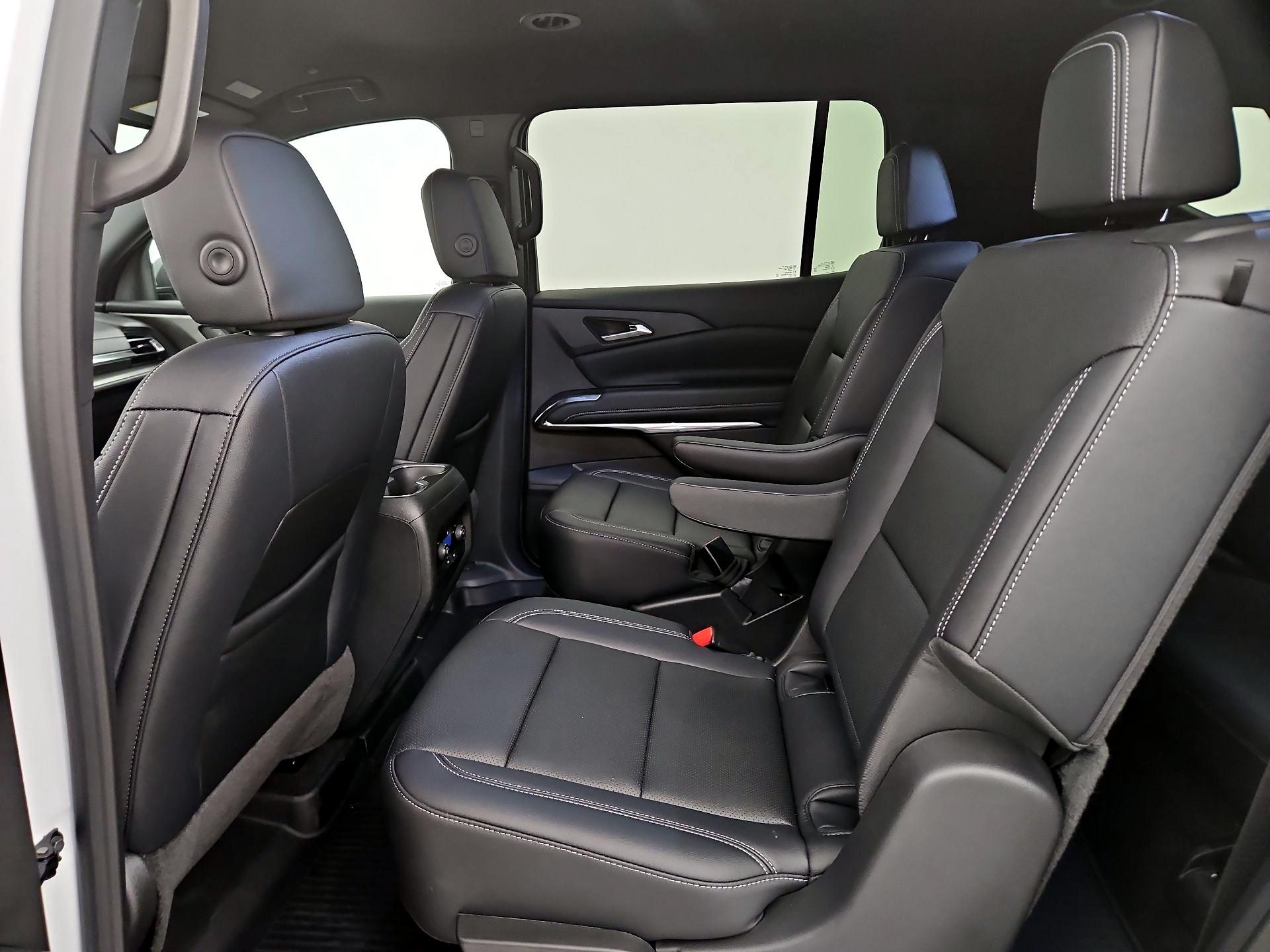 Thumbnail: 2026 Chevrolet Traverse - 20