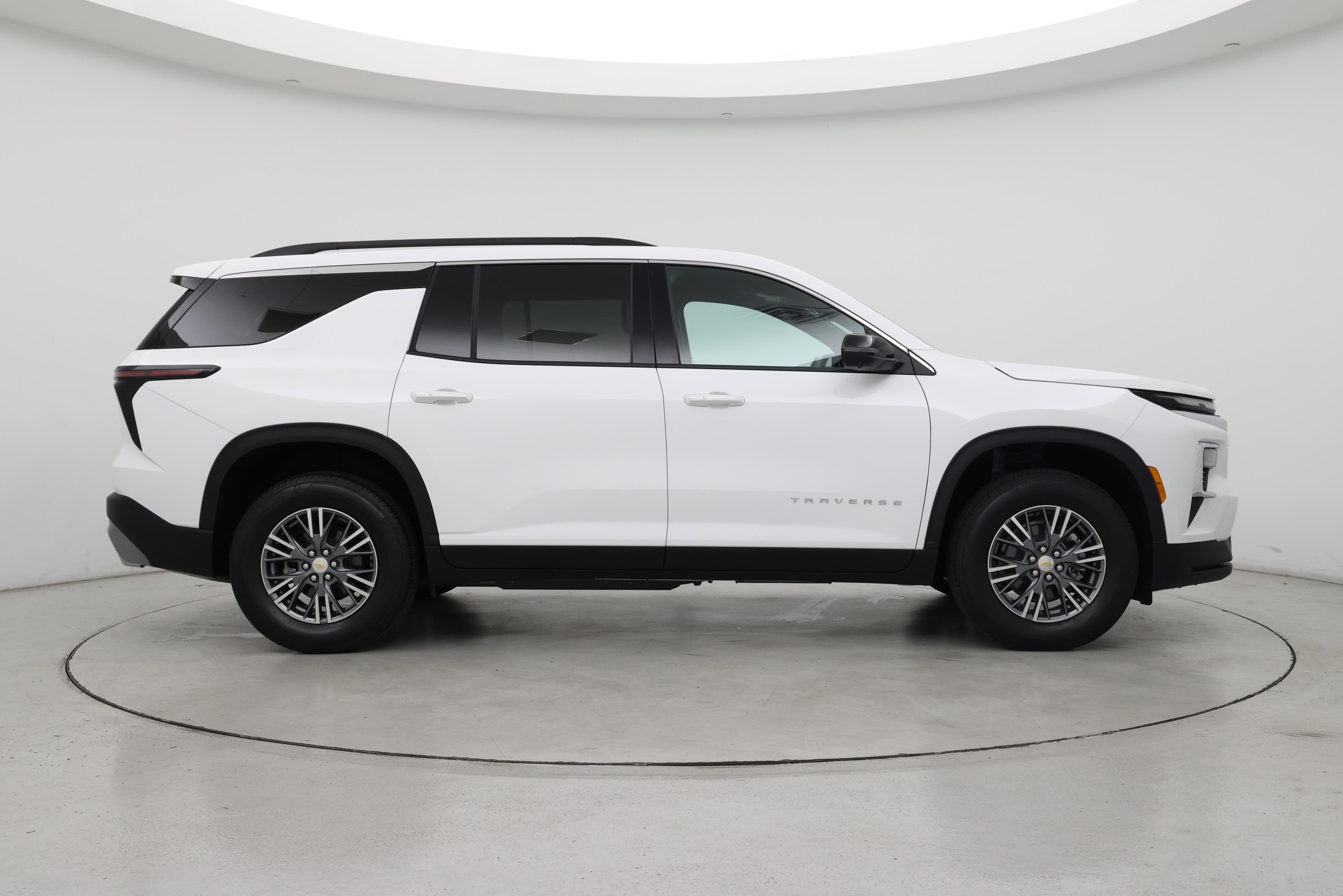 Thumbnail: 2026 Chevrolet Traverse - 7