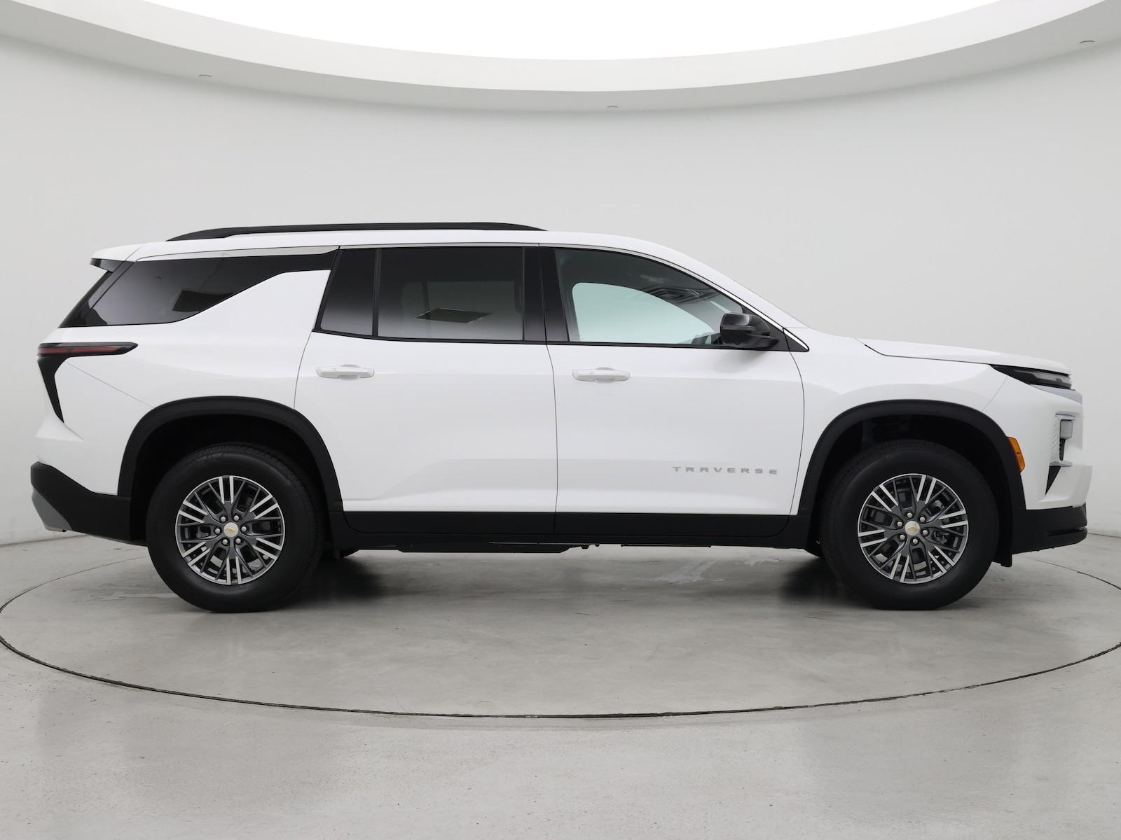 2026 Chevrolet Traverse LT - Photo 8