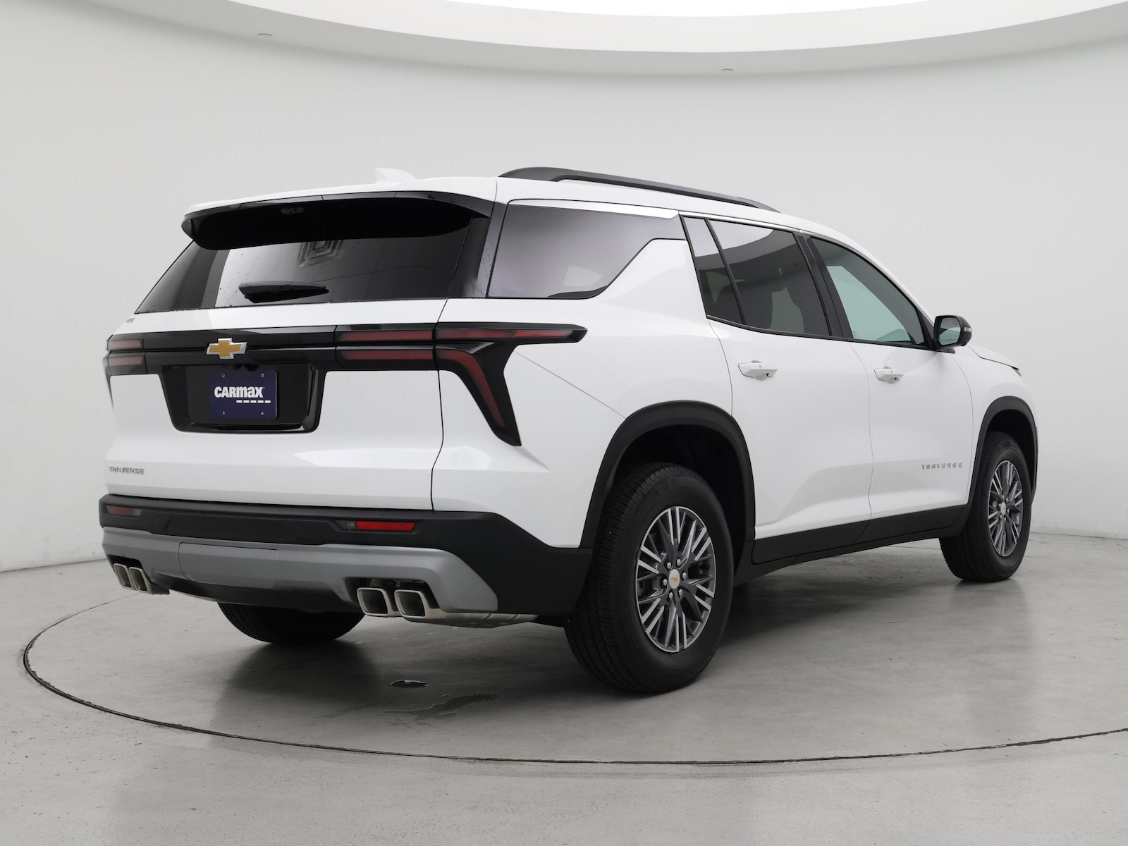 2026 Chevrolet Traverse LT - Photo 9