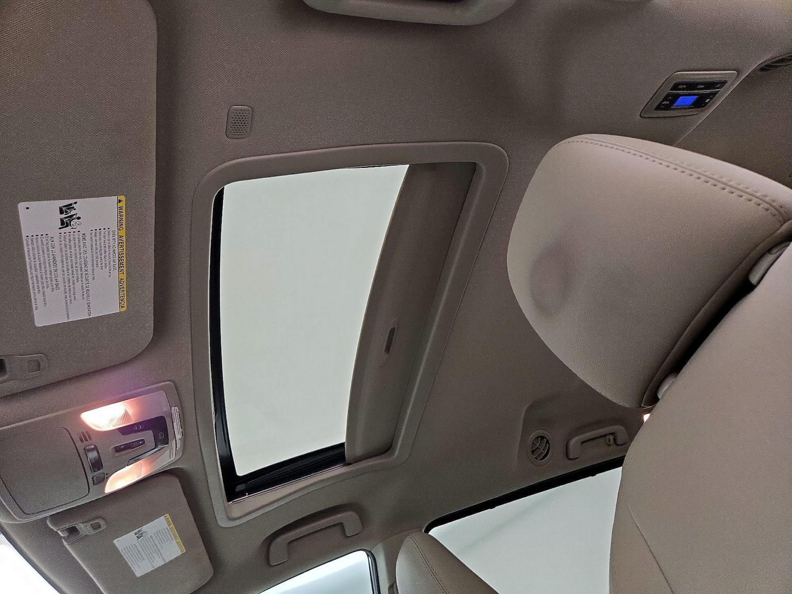 Sunroof(s) & Overhead Airbags