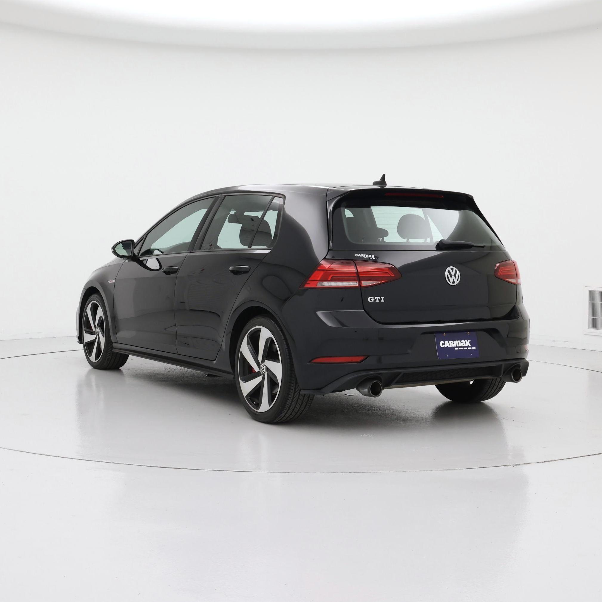Thumbnail: 2018 Volkswagen Golf - 2