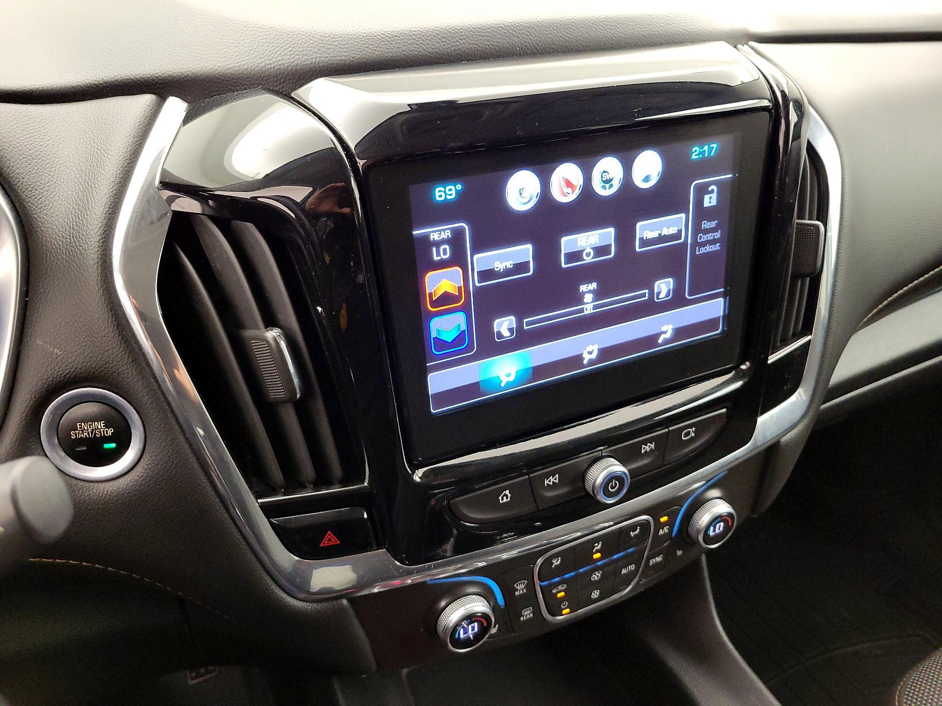 Thumbnail: 2018 Chevrolet Traverse - 16