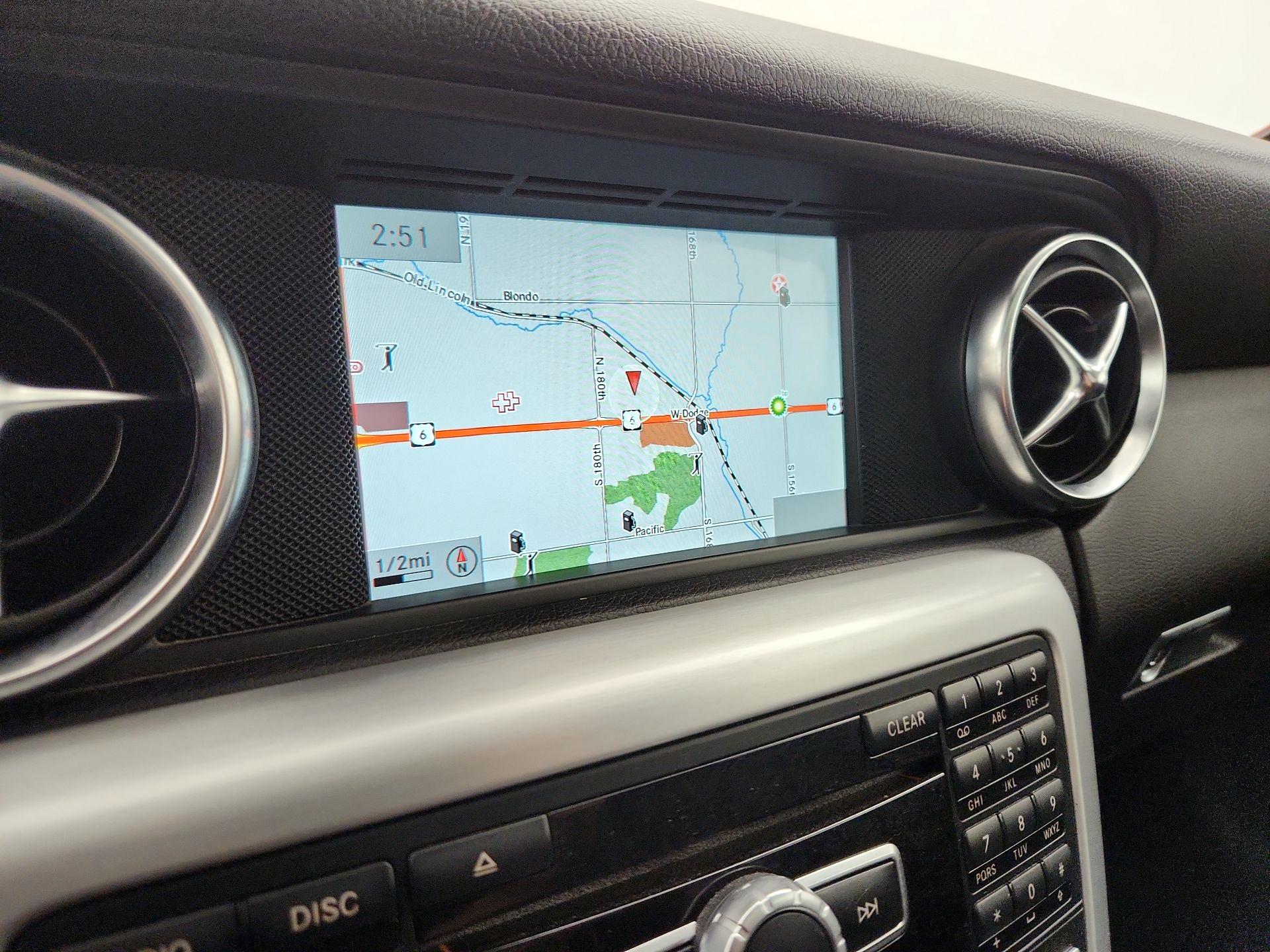 Thumbnail: 2015 Mercedes-Benz SLK - 14
