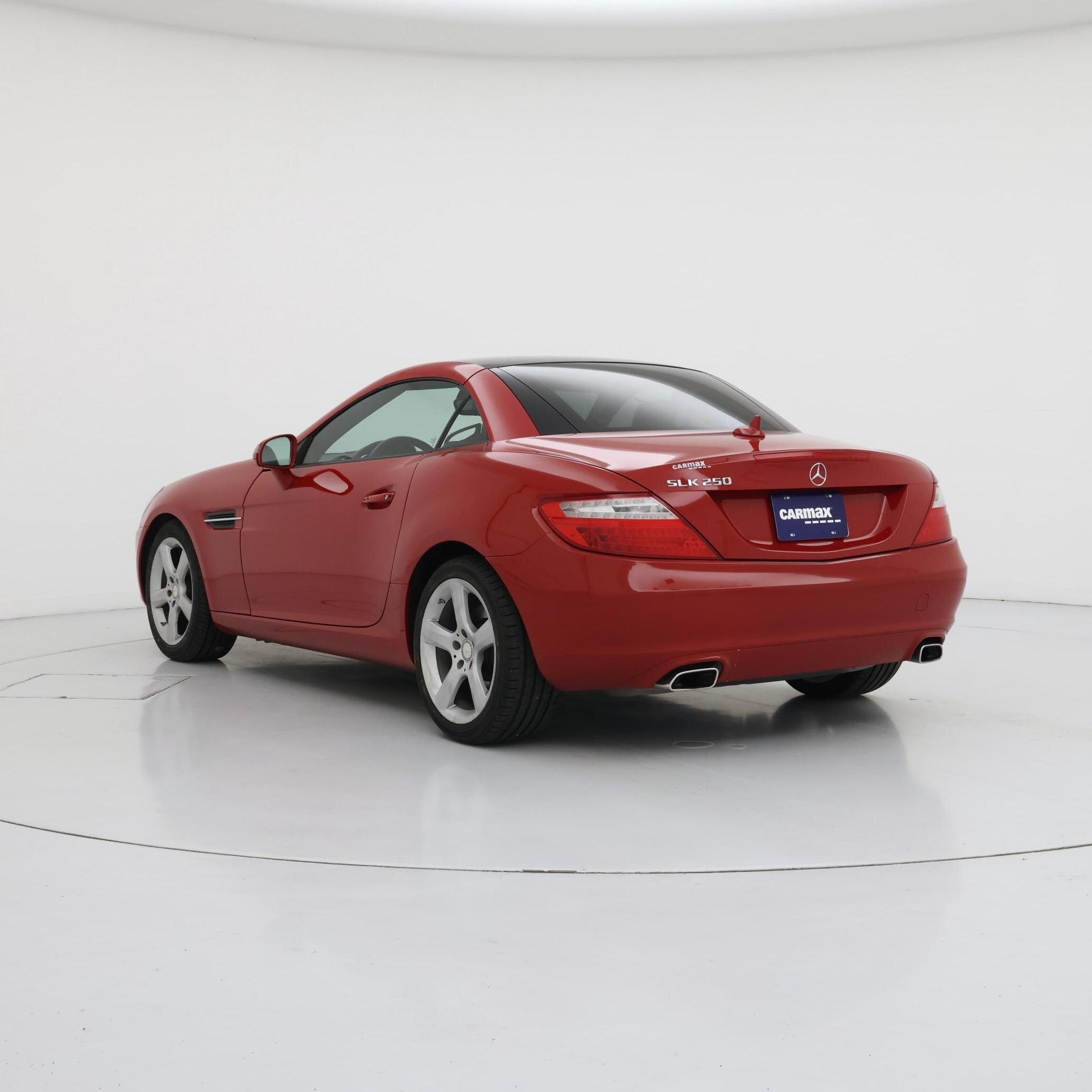 Thumbnail: 2015 Mercedes-Benz SLK - 2