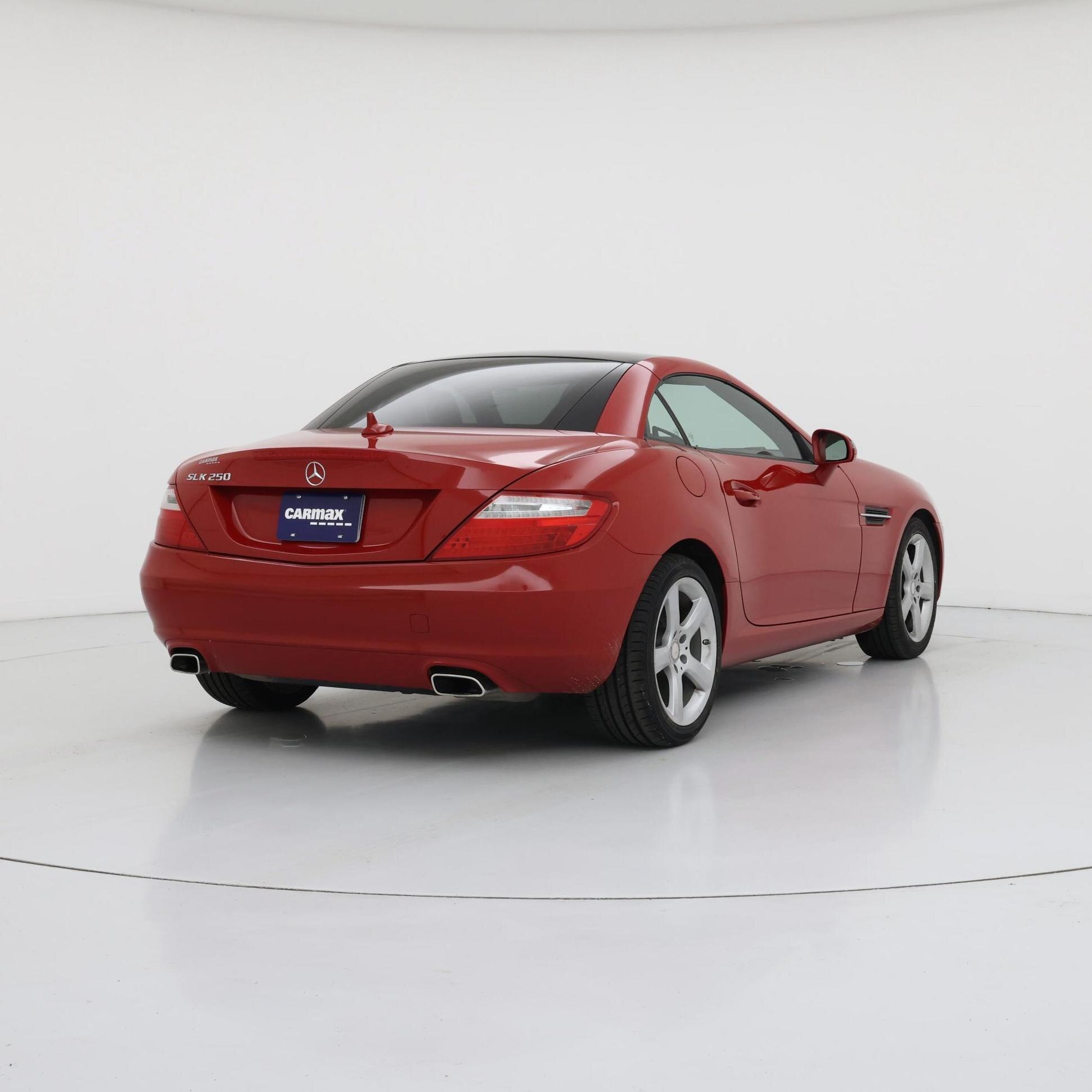 Thumbnail: 2015 Mercedes-Benz SLK - 8