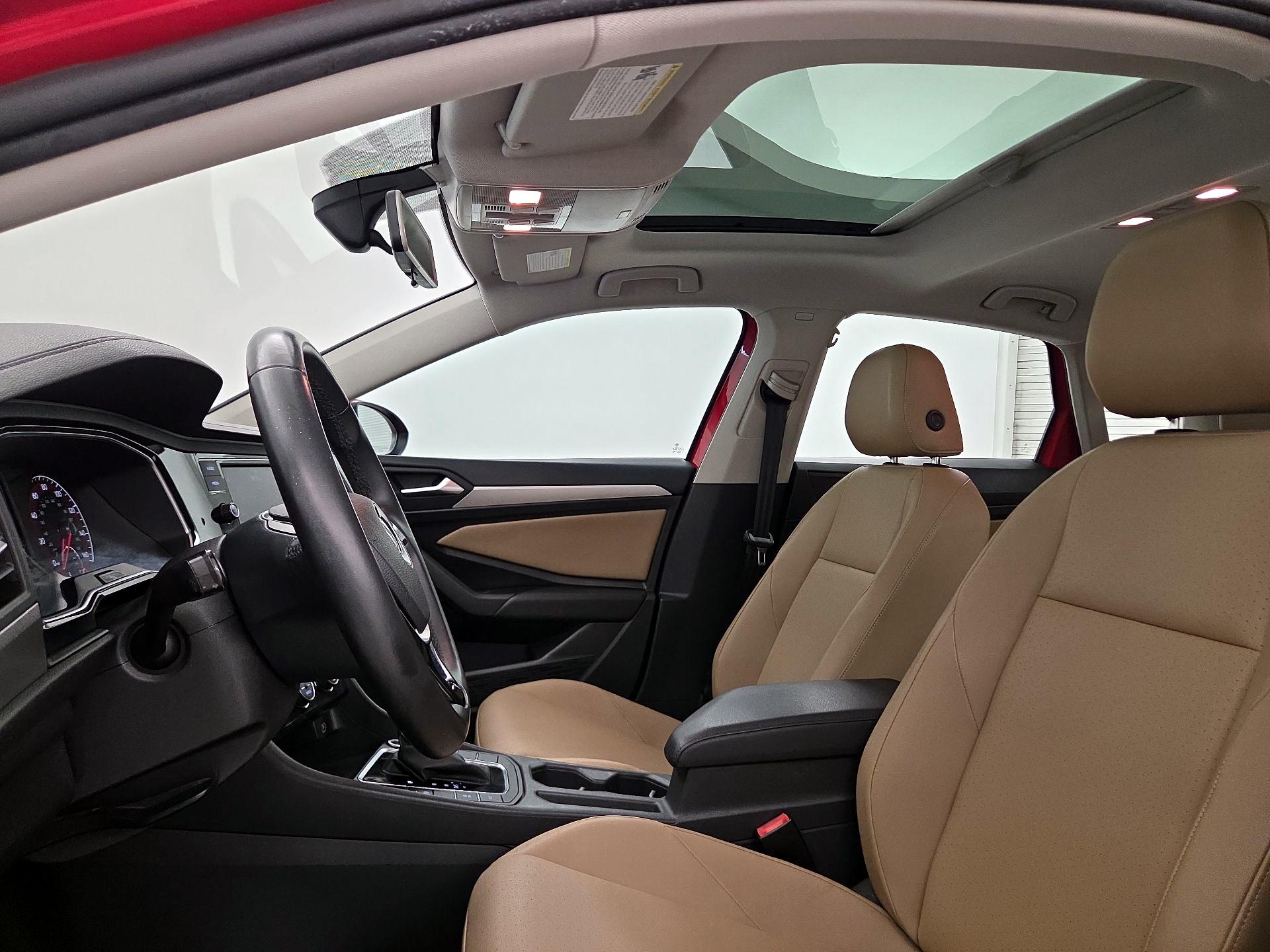 Thumbnail: 2019 Volkswagen Jetta - 19