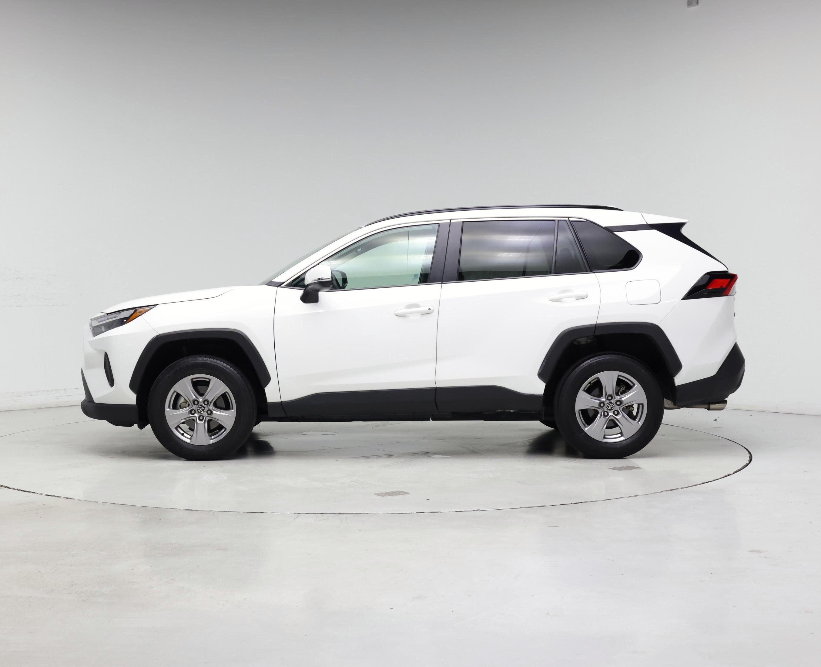Thumbnail: 2023 Toyota RAV4 - 3