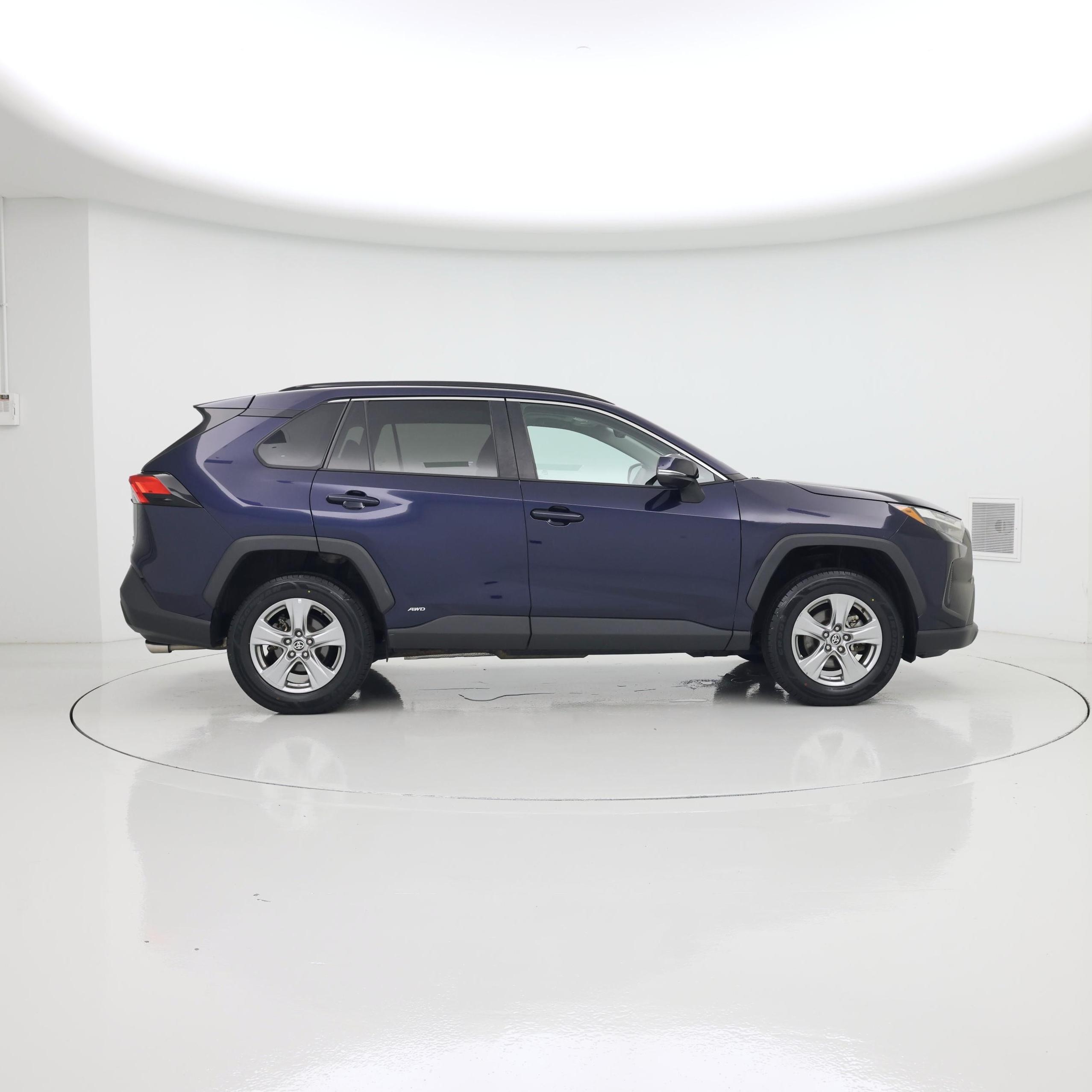 Thumbnail: 2024 Toyota RAV4 - 7